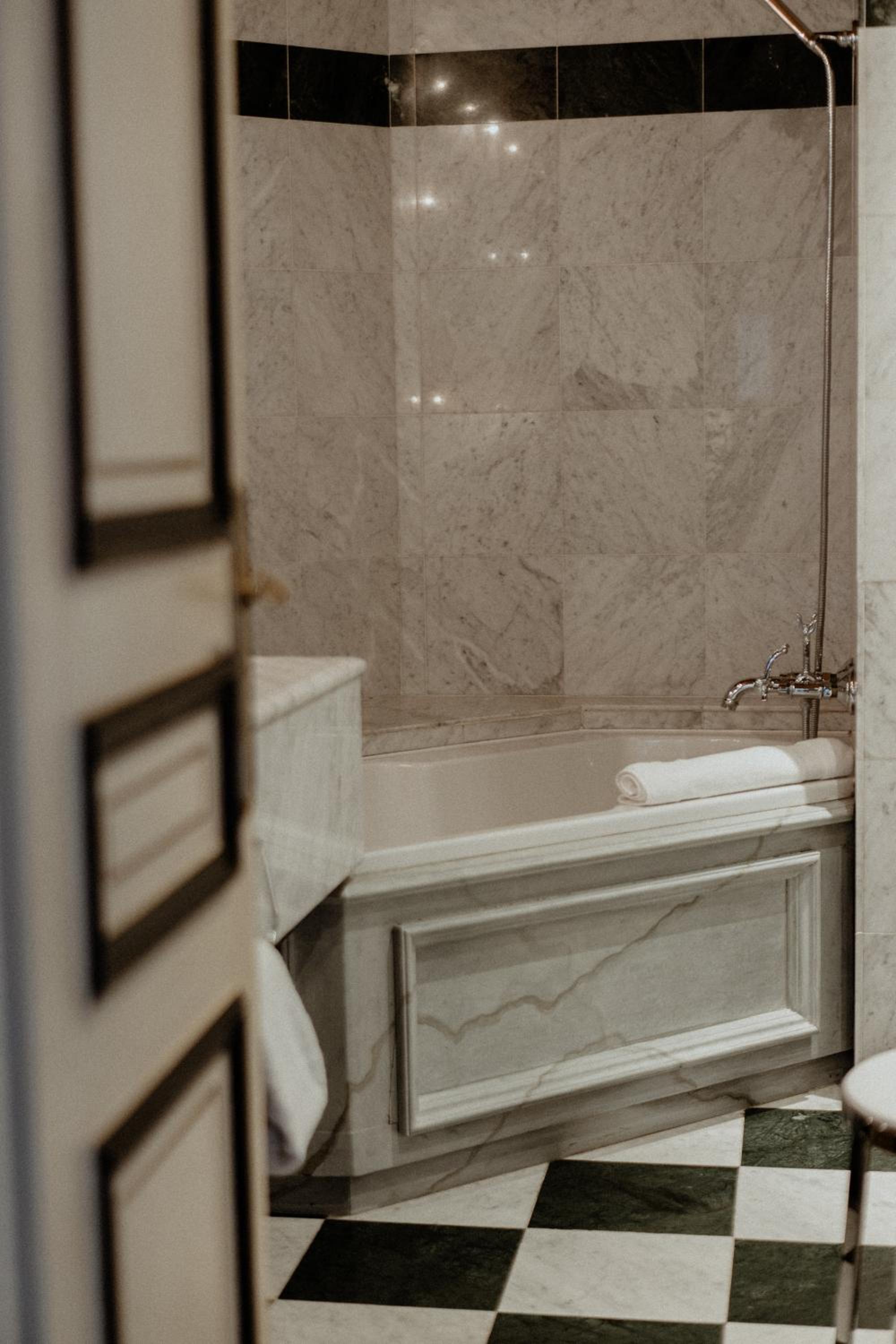 Signature Suite photo 2