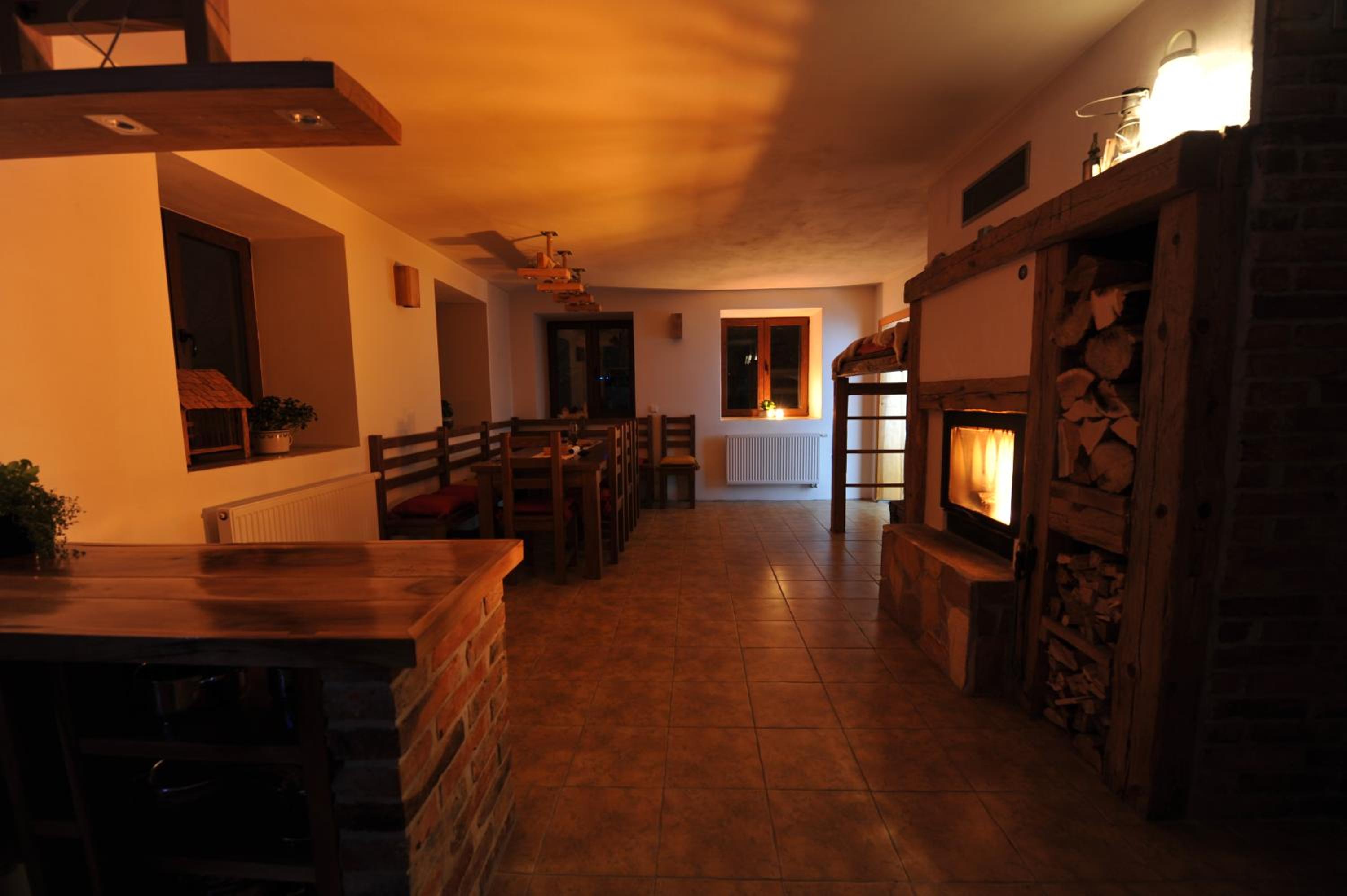 Premium One-Bedroom Apartment (3 Adults) photo 3