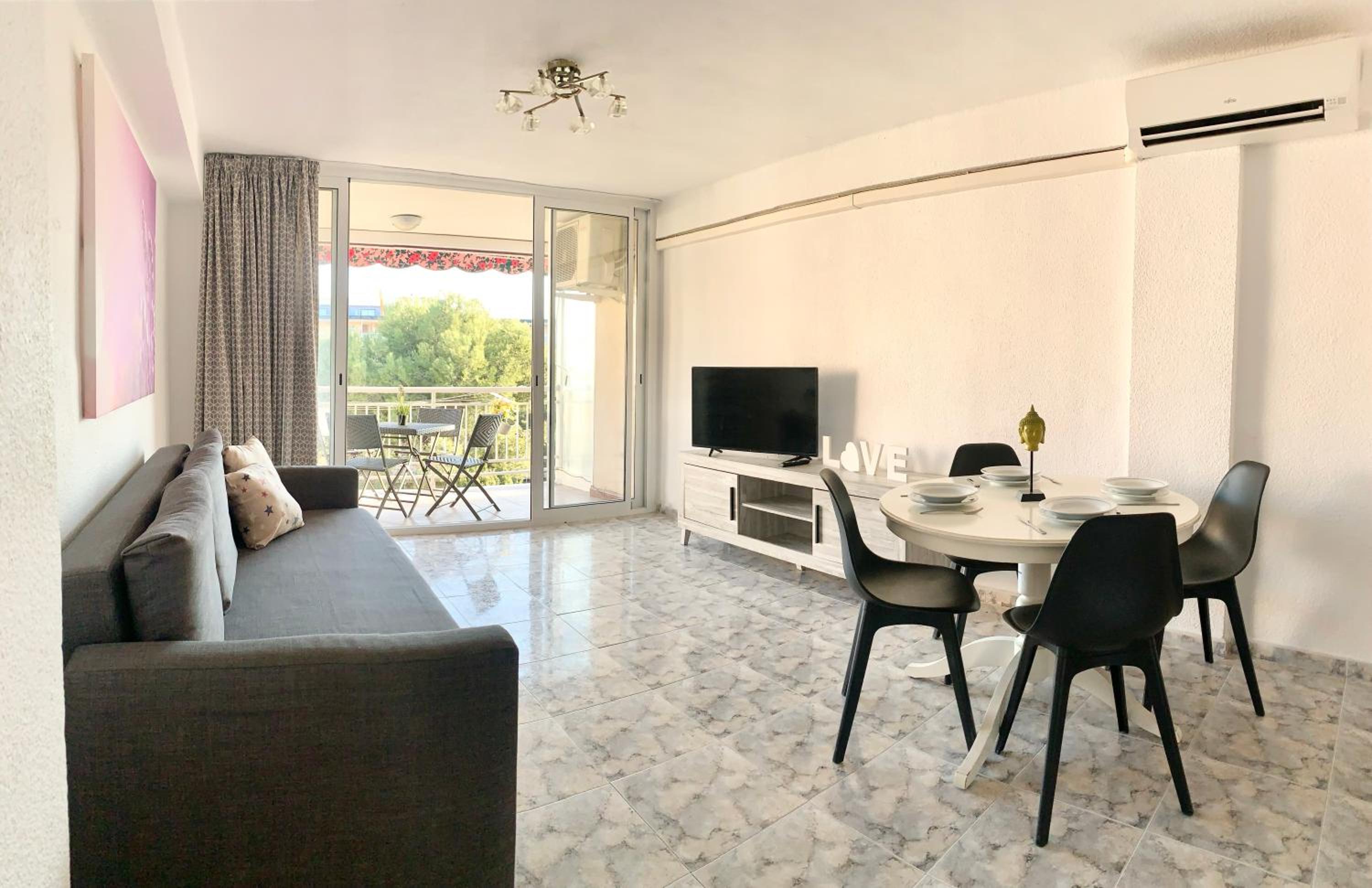 Apartamento con vista al jardín