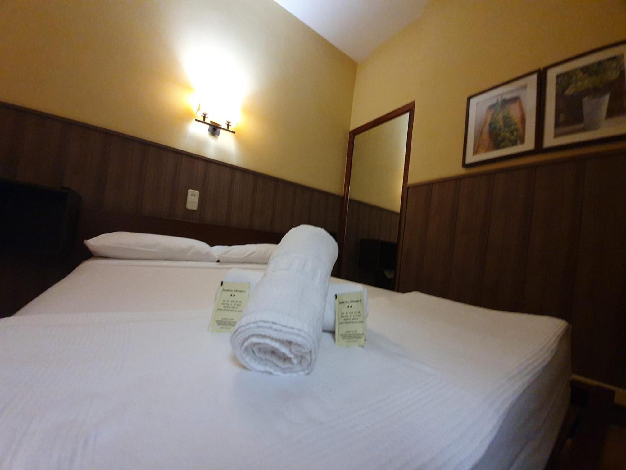 Standard Double Room (2 Adults) - Photo 2