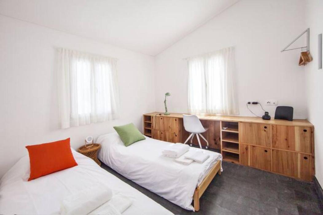 Two-Bedroom House photo 3