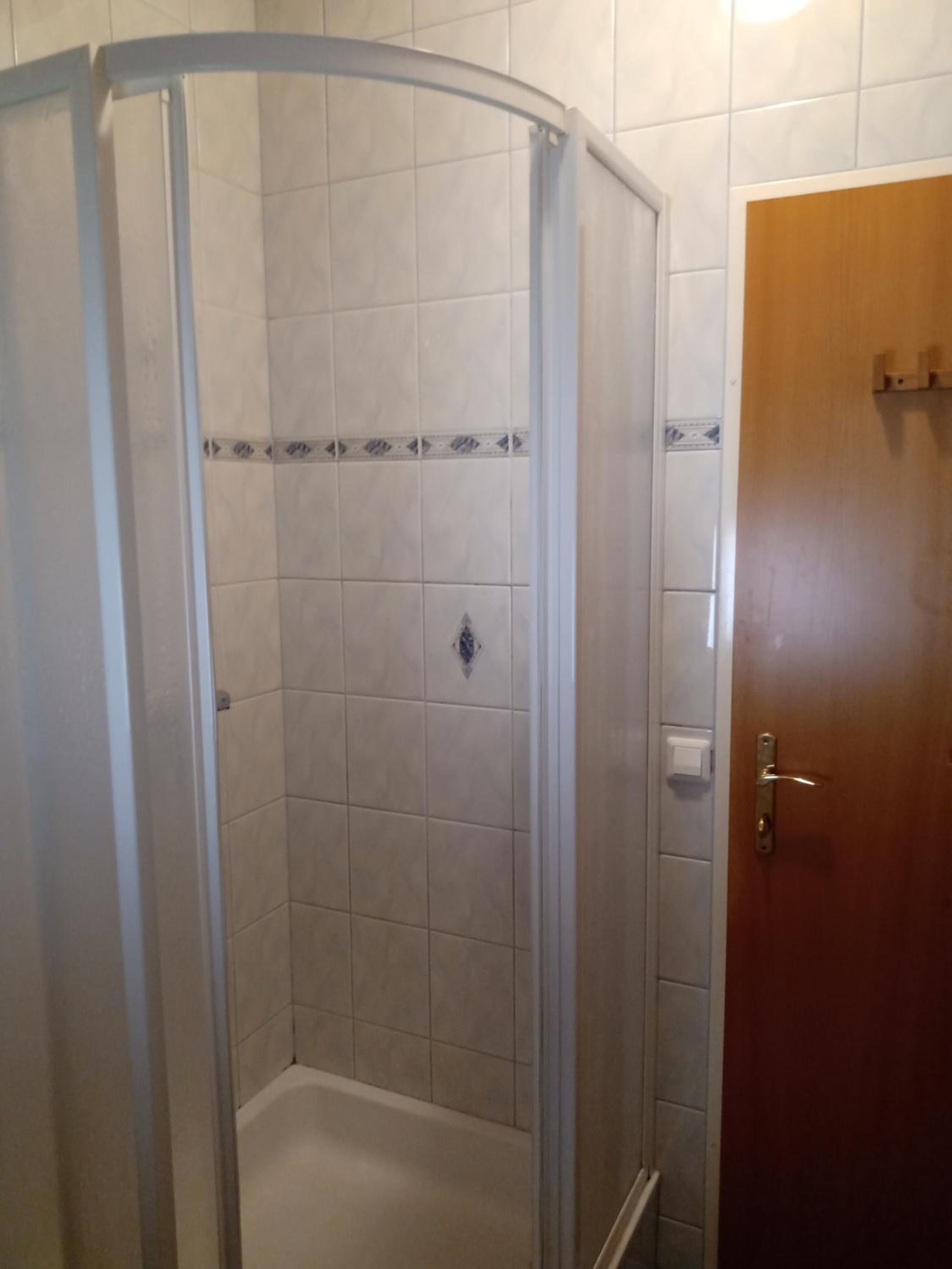 Two-Bedroom Apartment - Photo 2