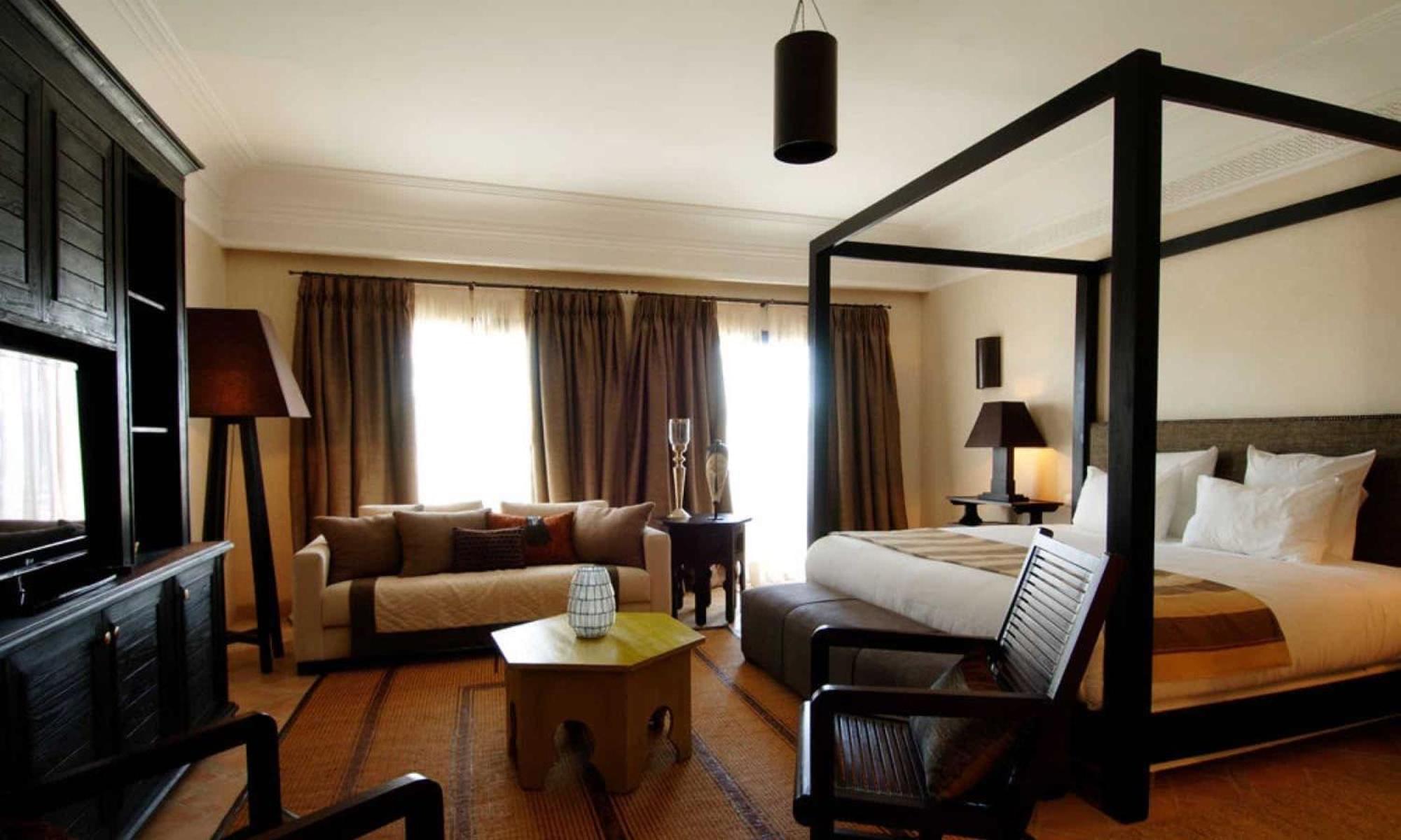 Elegance Room with Patio View photo 1
