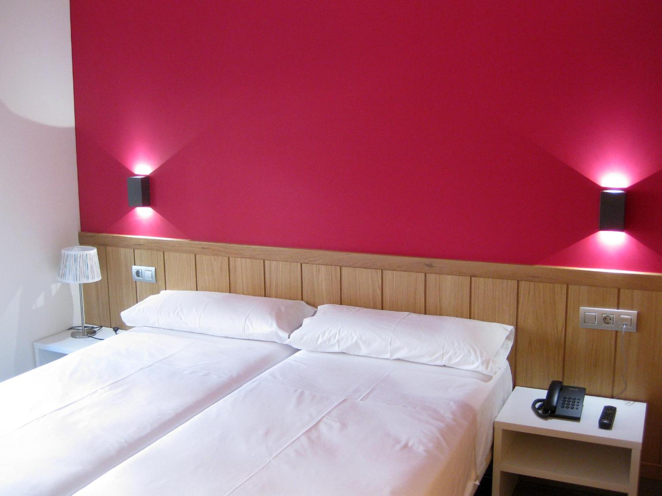 Double or Twin Room photo 3