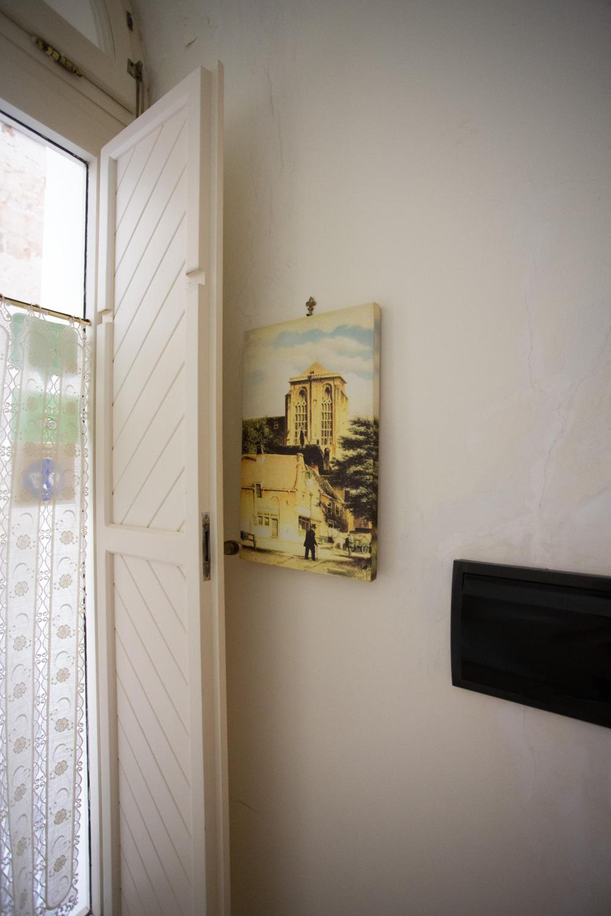 Small Double Room - Photo 6