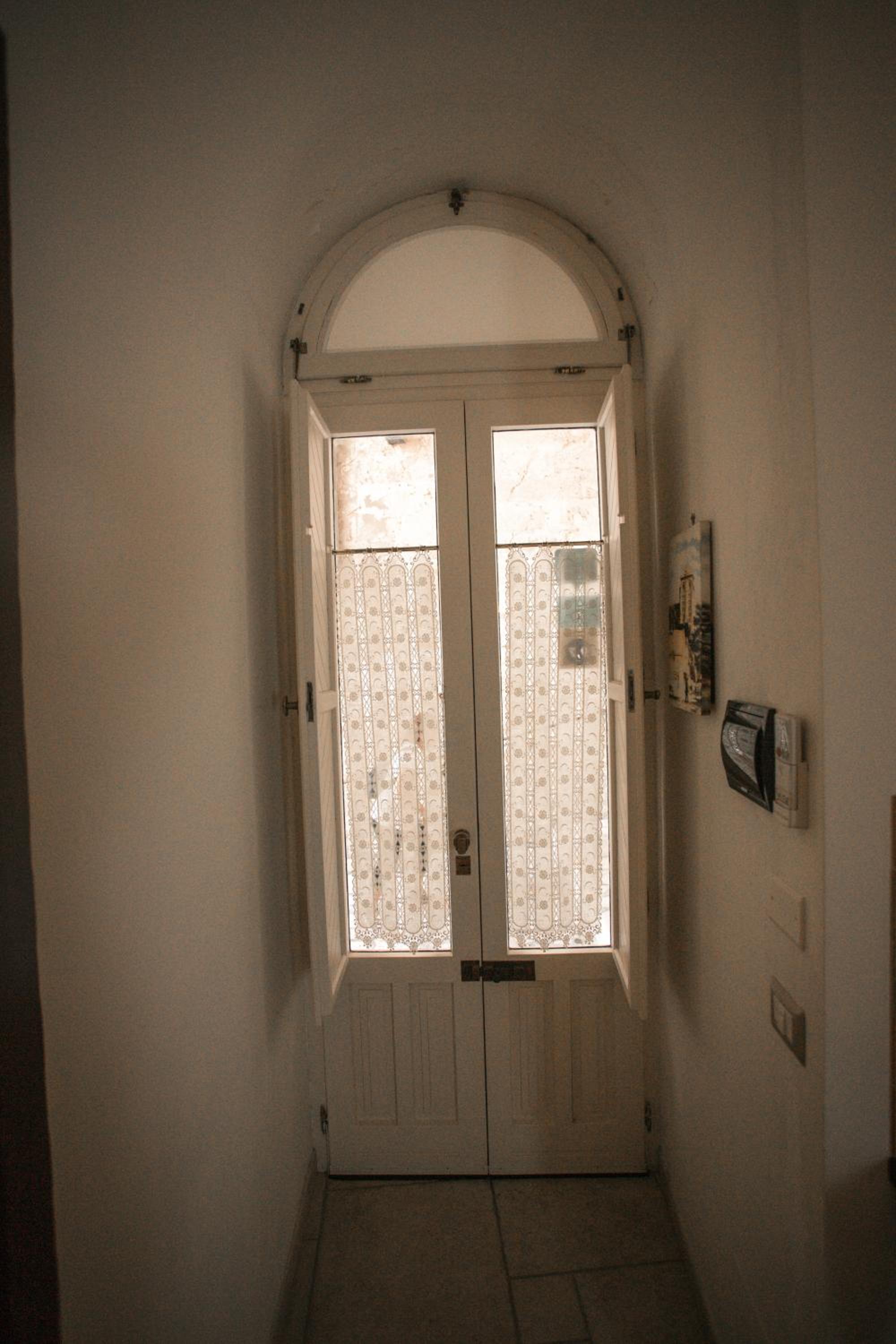 Small Double Room - Photo 11