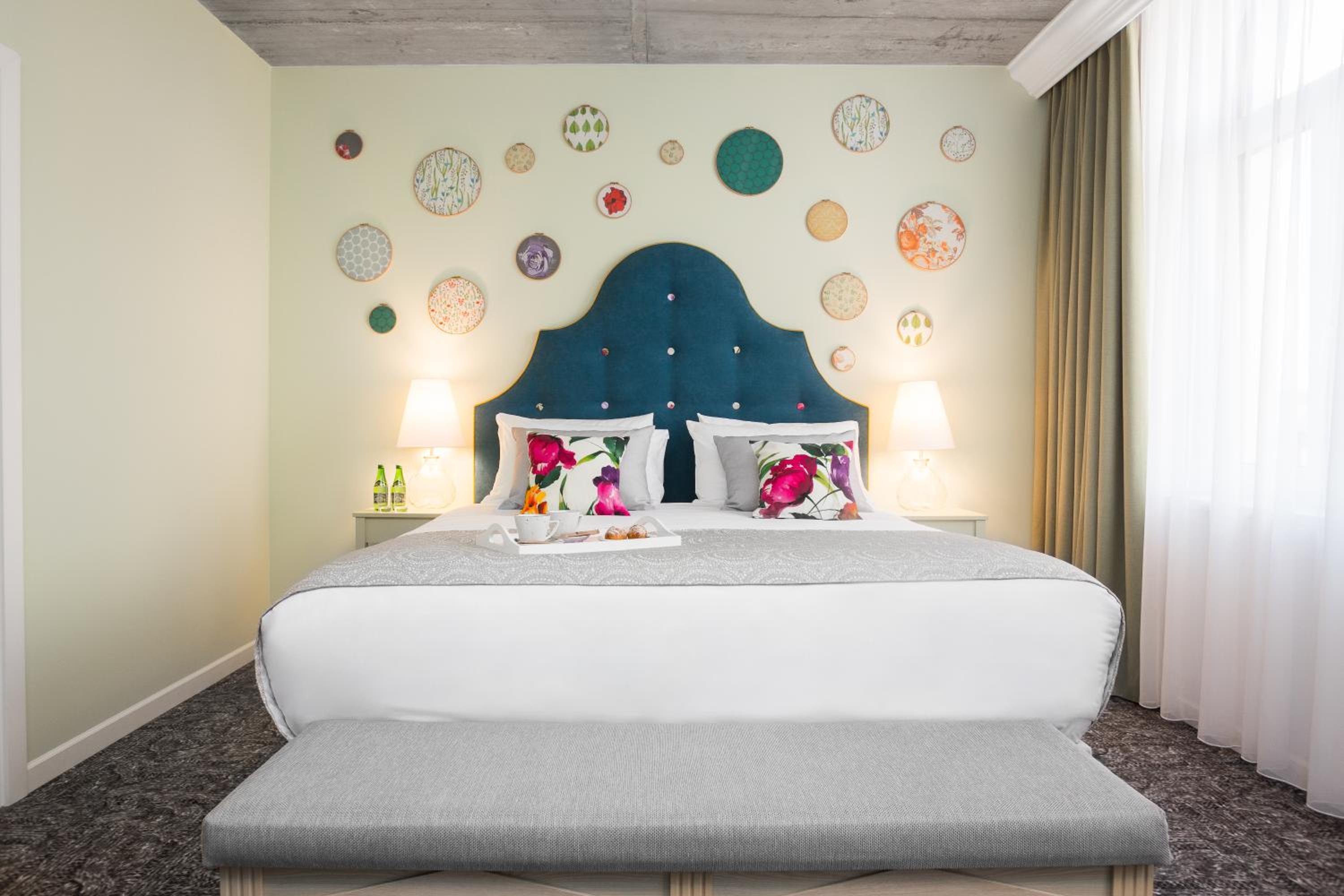 Standard King Room photo 1