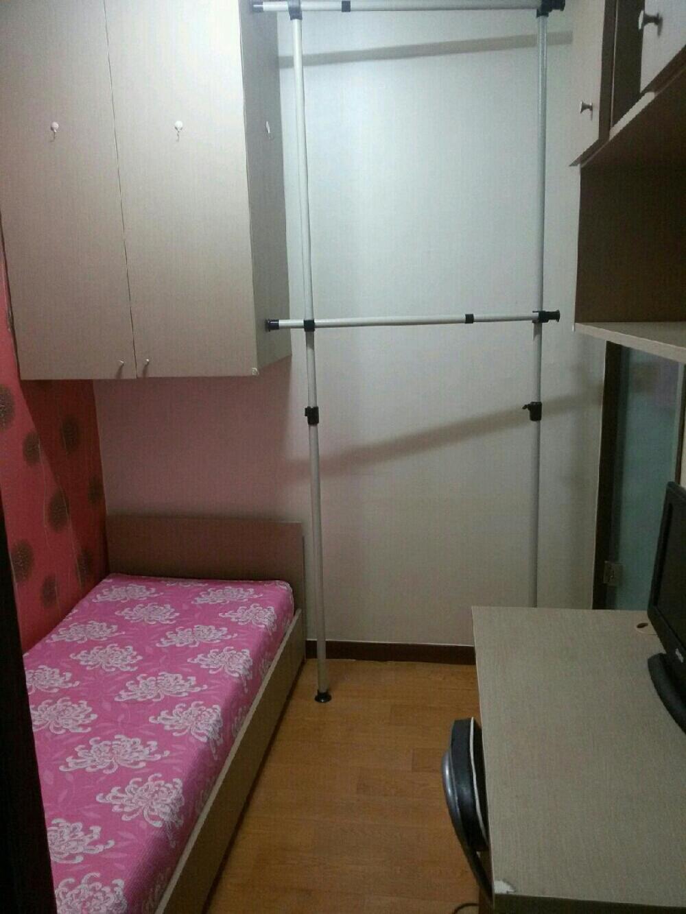 Small Single Room photo 1