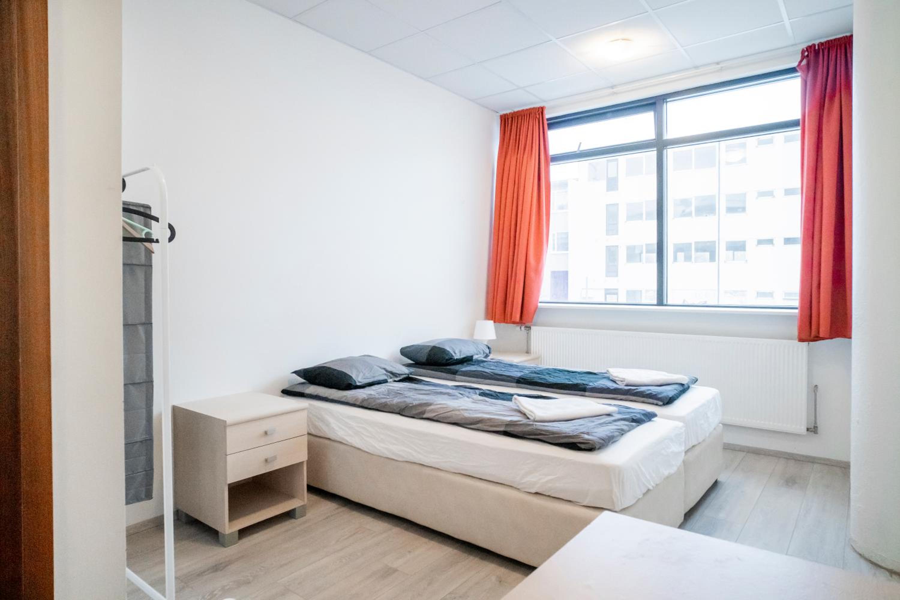Twin Room - Photo 3