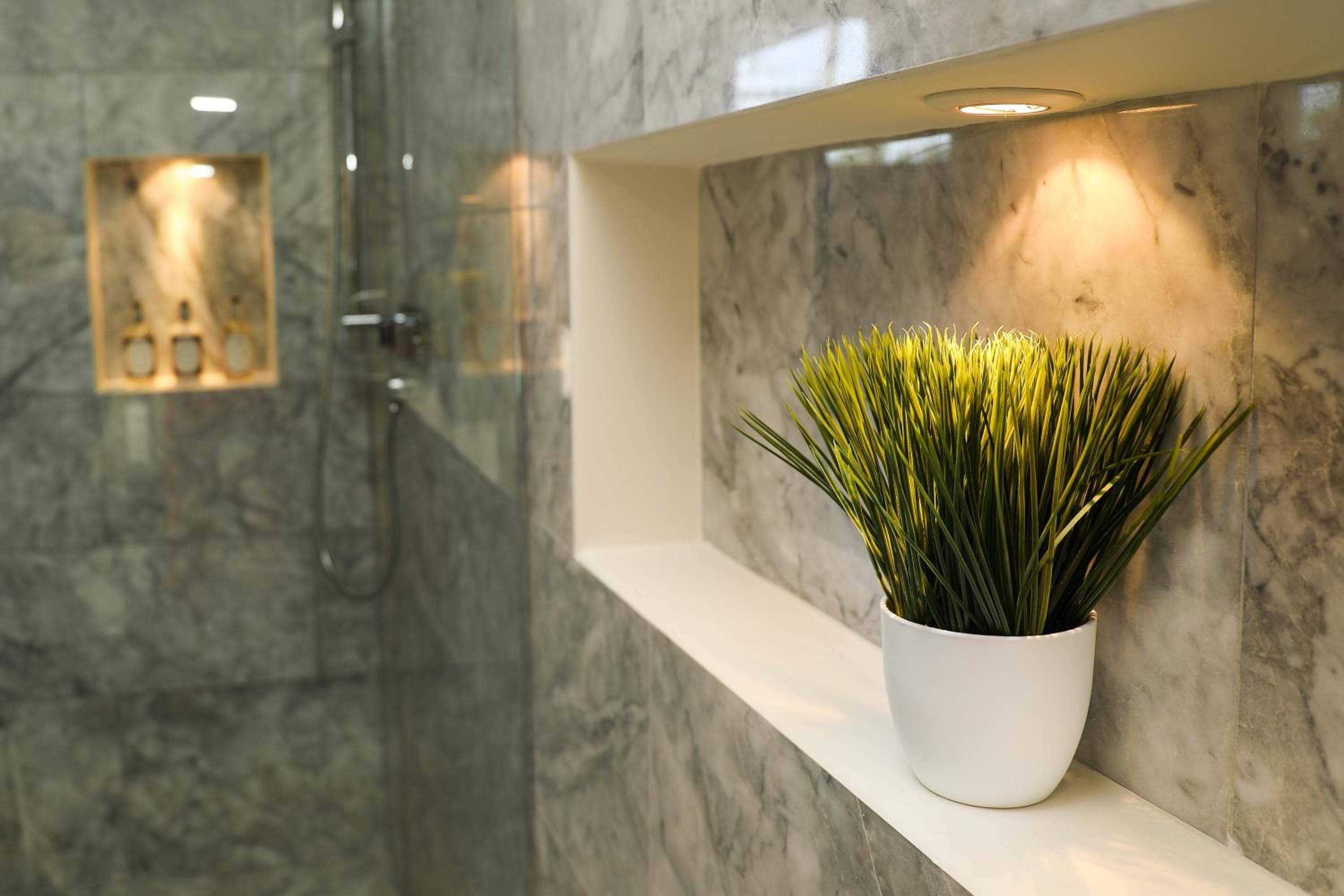 King Suite With Bathtub photo 2