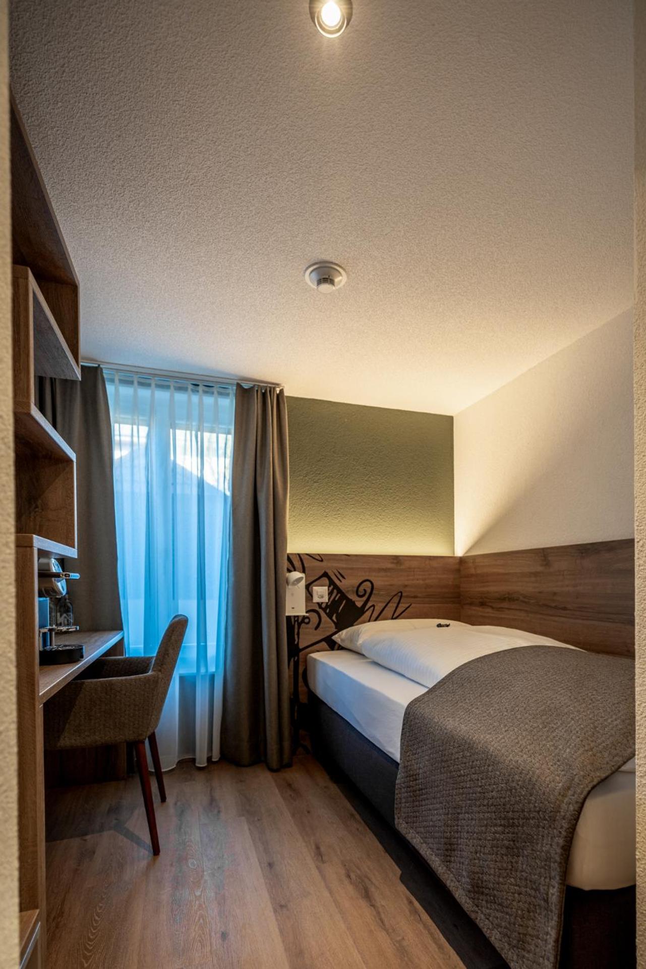 Single Room