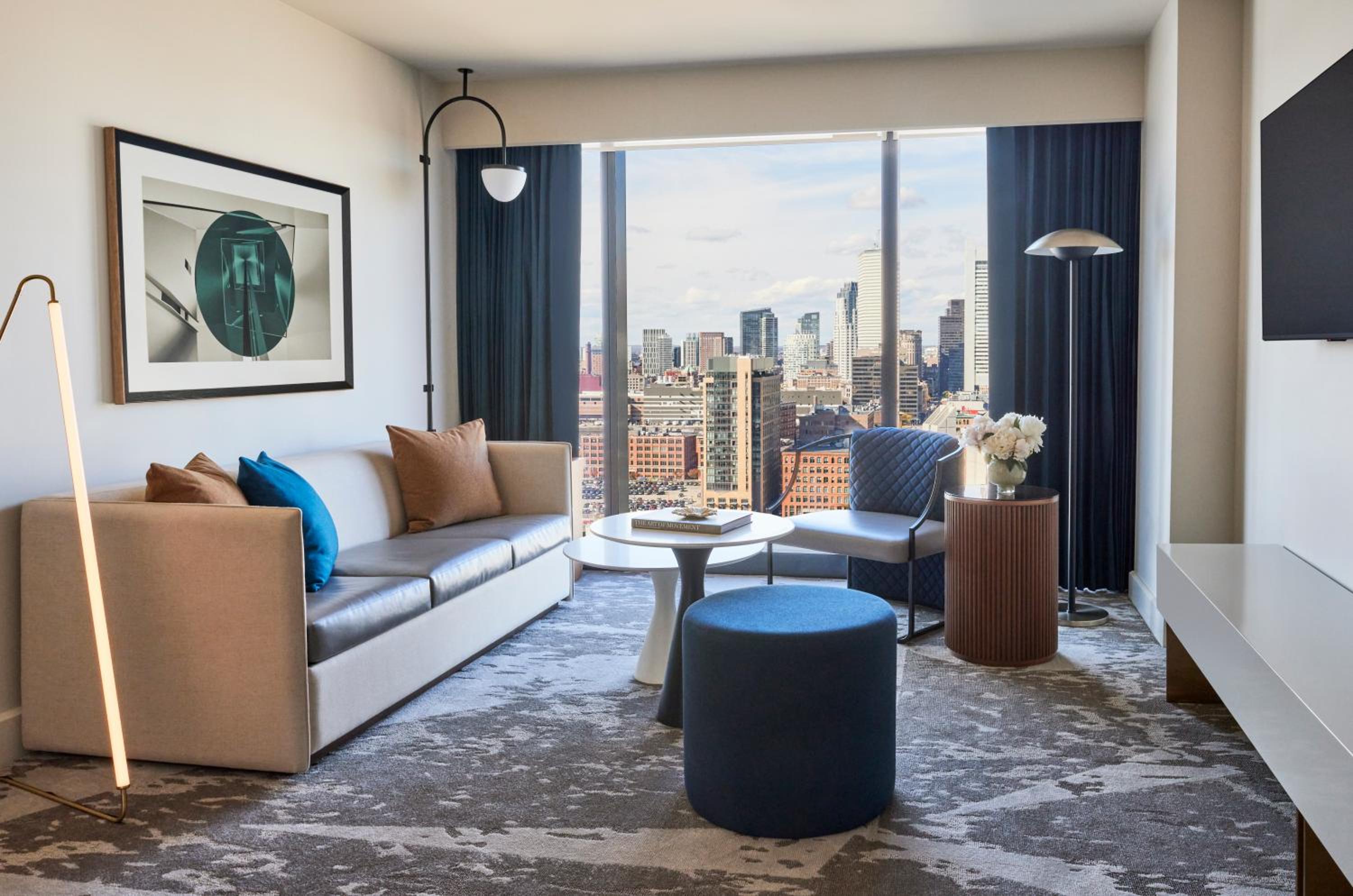 One Bedroom Patron Suite with King Bed