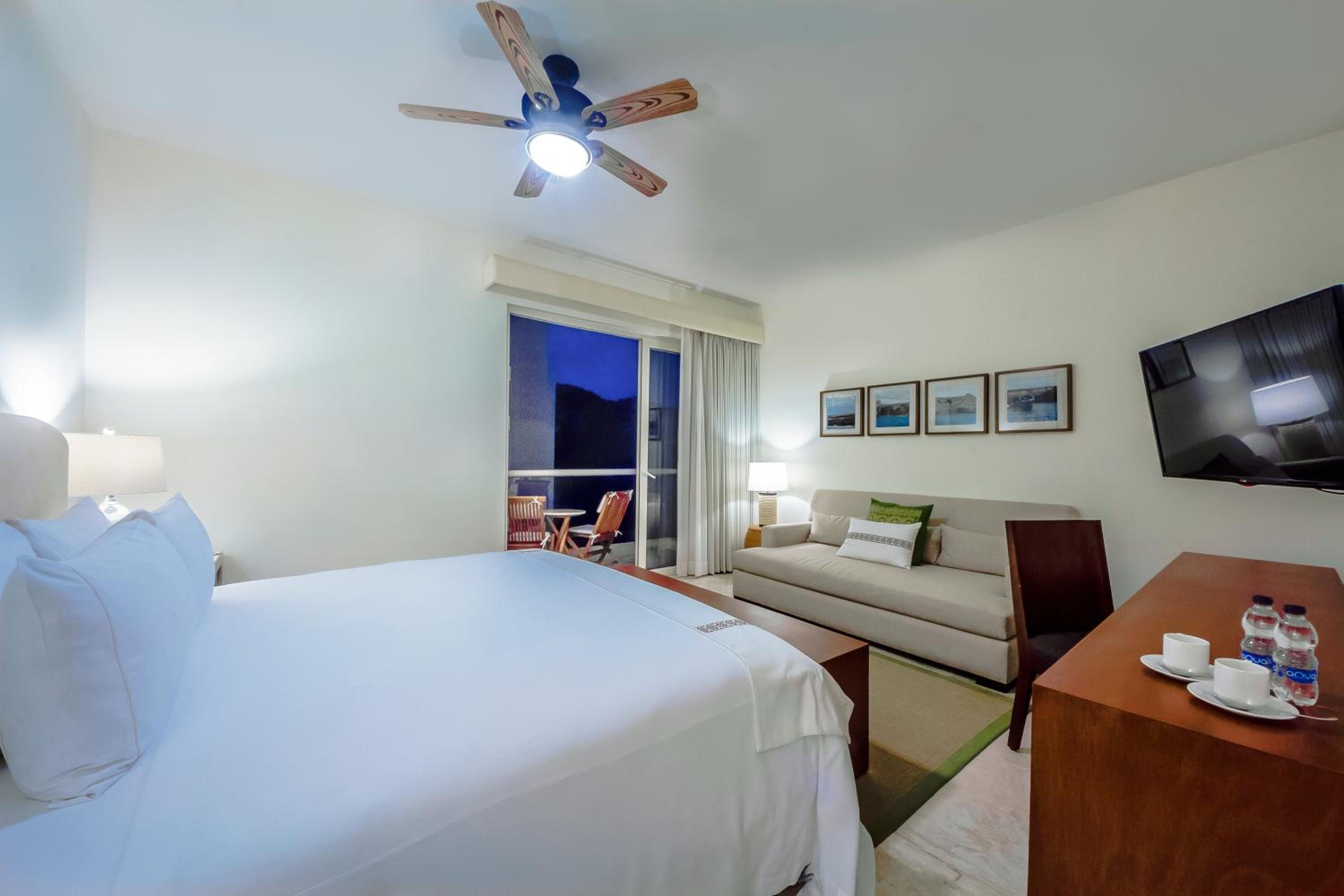 Deluxe Junior Suite