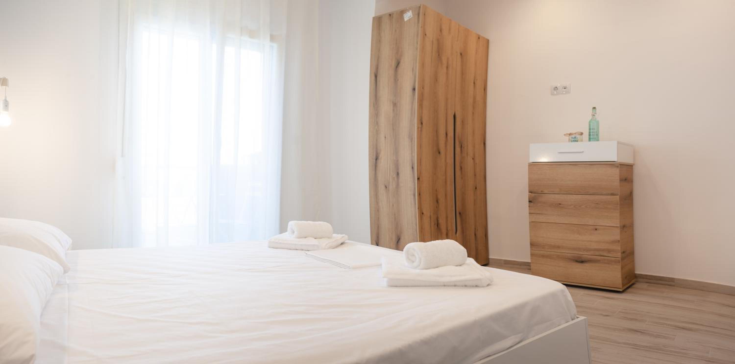 Studio Apartment - Photo 7
