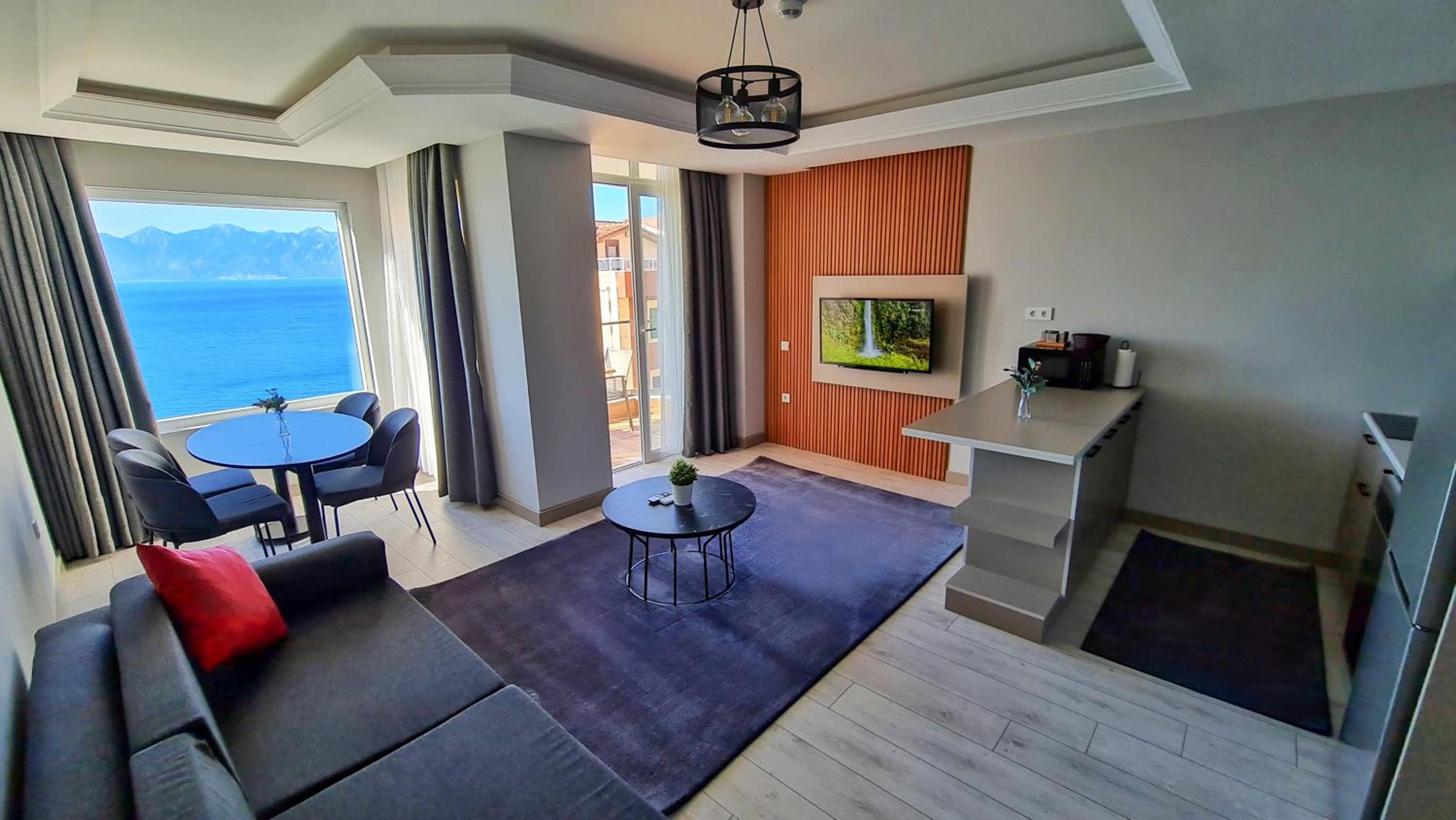 Two-Bedroom Suite