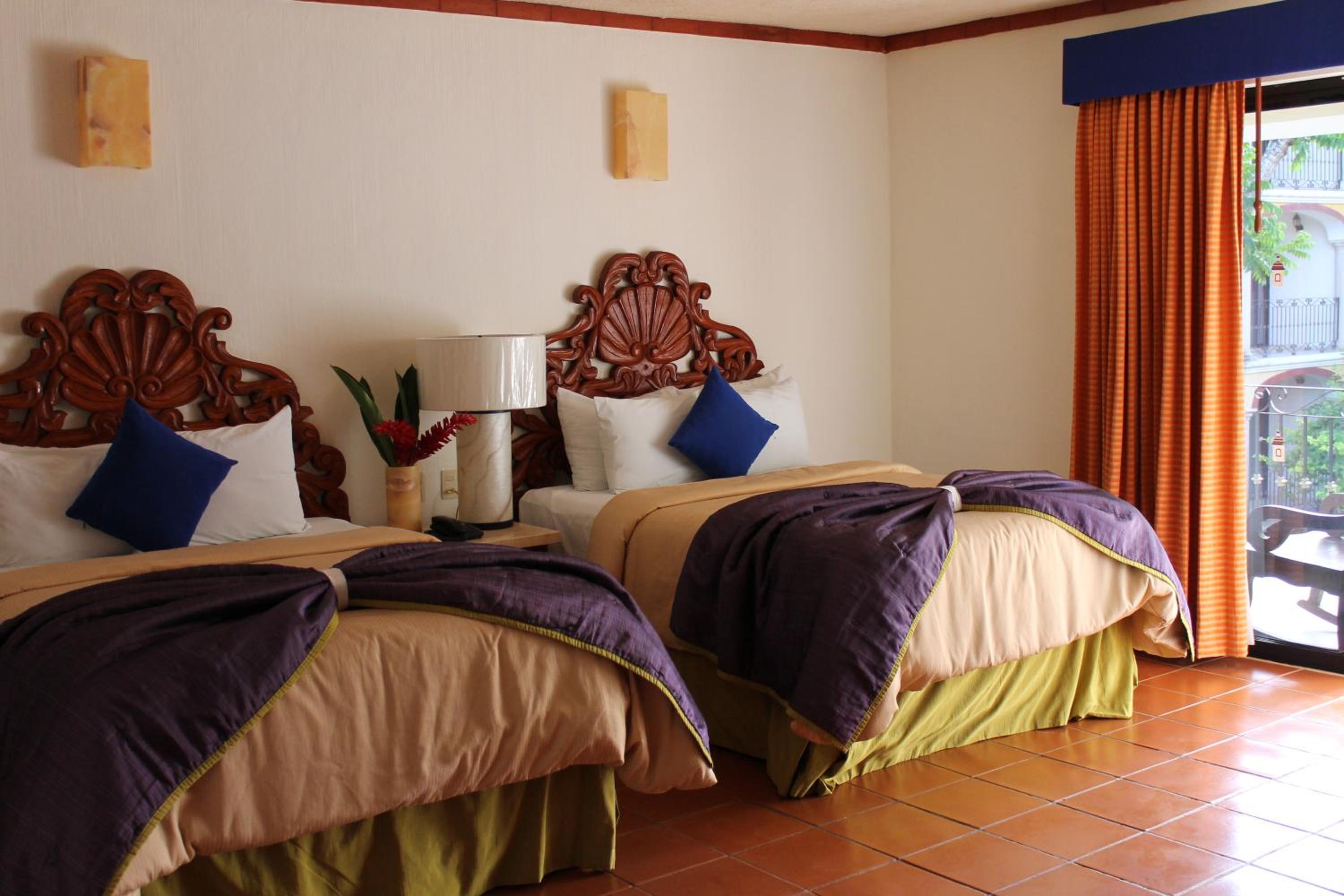 Double Room with Two Double Beds - Photo 1