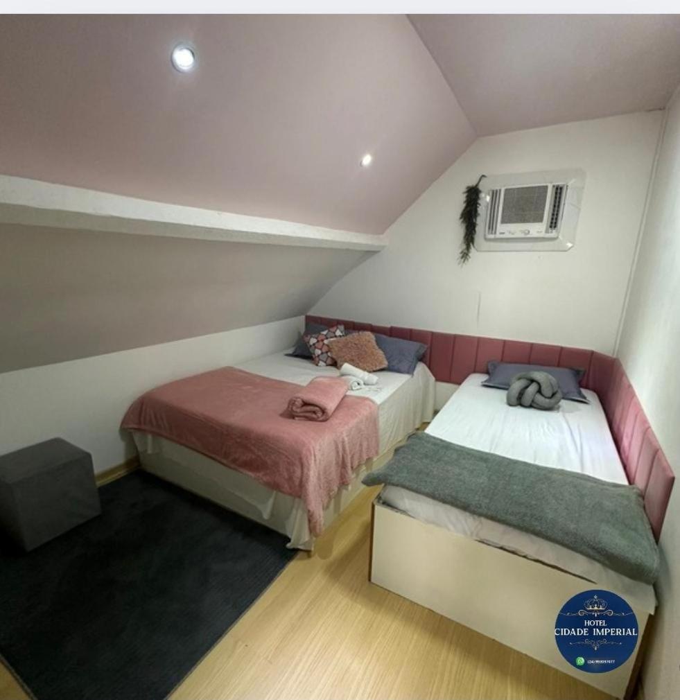 Economy Triple Room with Shared Bathroom