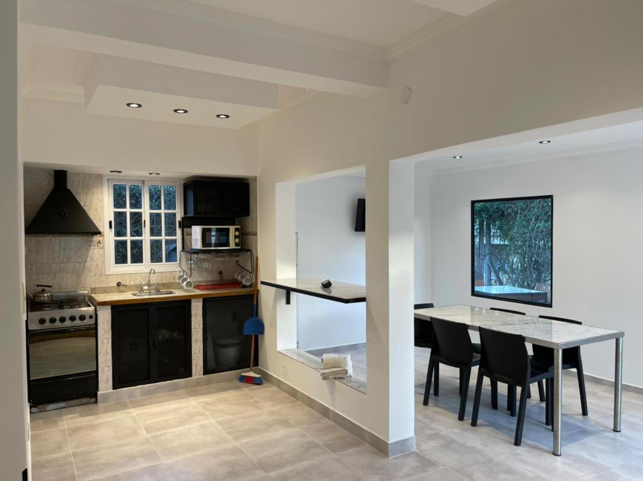 Bungalow (6 Adults) photo 2