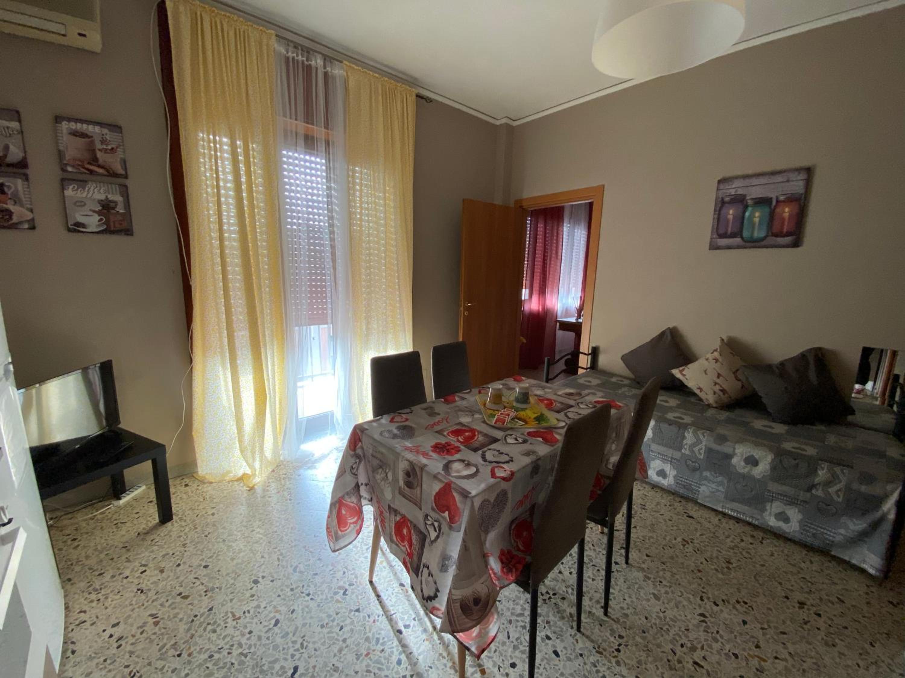 One-Bedroom Apartment - Photo 16