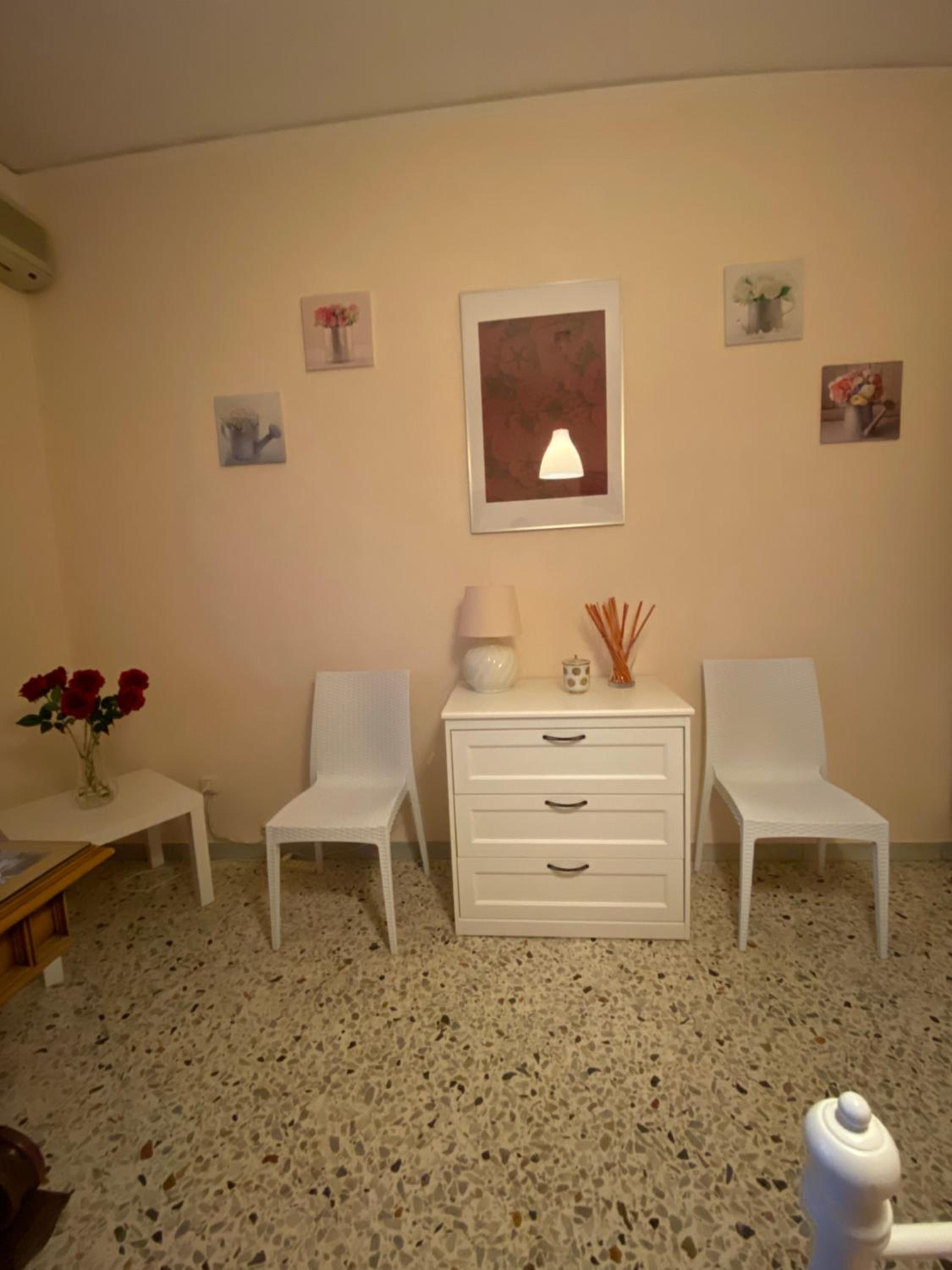 One-Bedroom Apartment - Photo 66