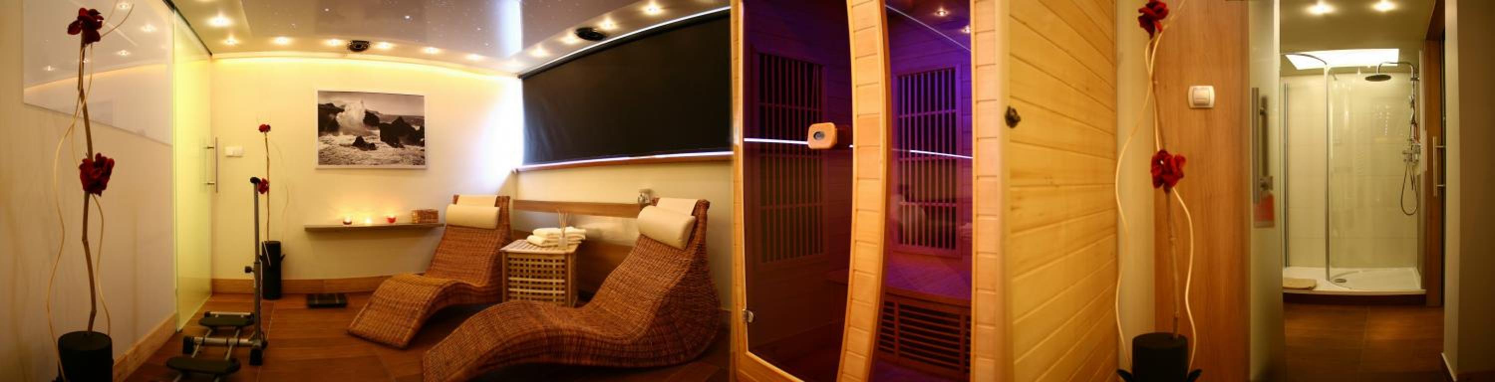 Deluxe Apartment with Sauna (6 Adults) - Photo 42