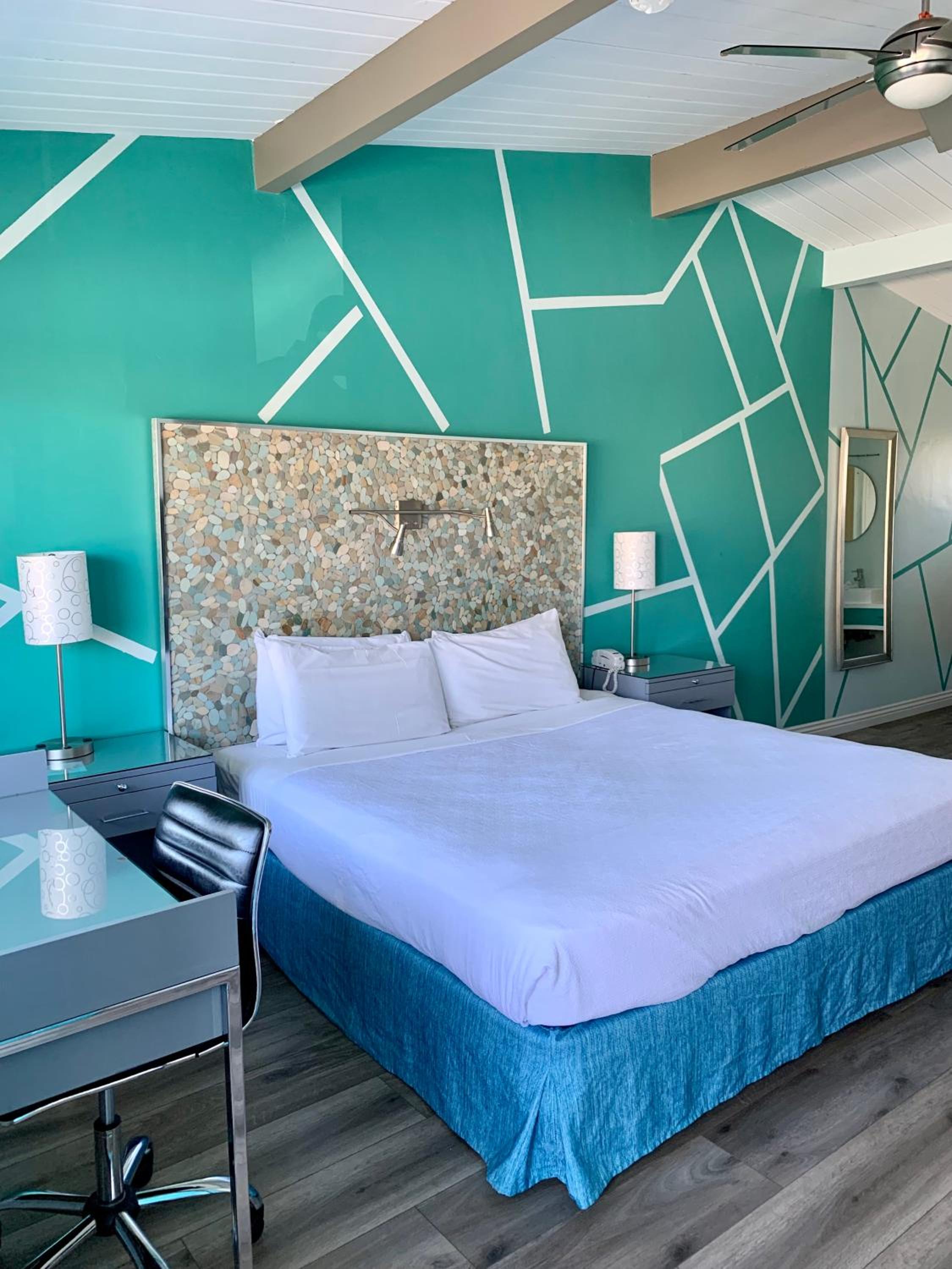 Superior King Room - Photo 2