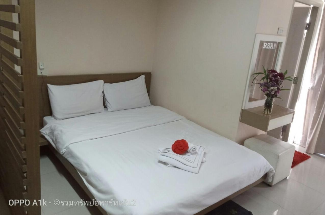 Deluxe Queen Room - Photo 25