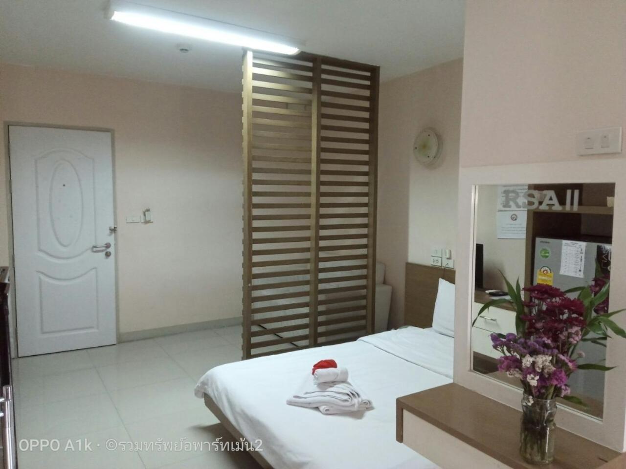 Deluxe Queen Room - Photo 23