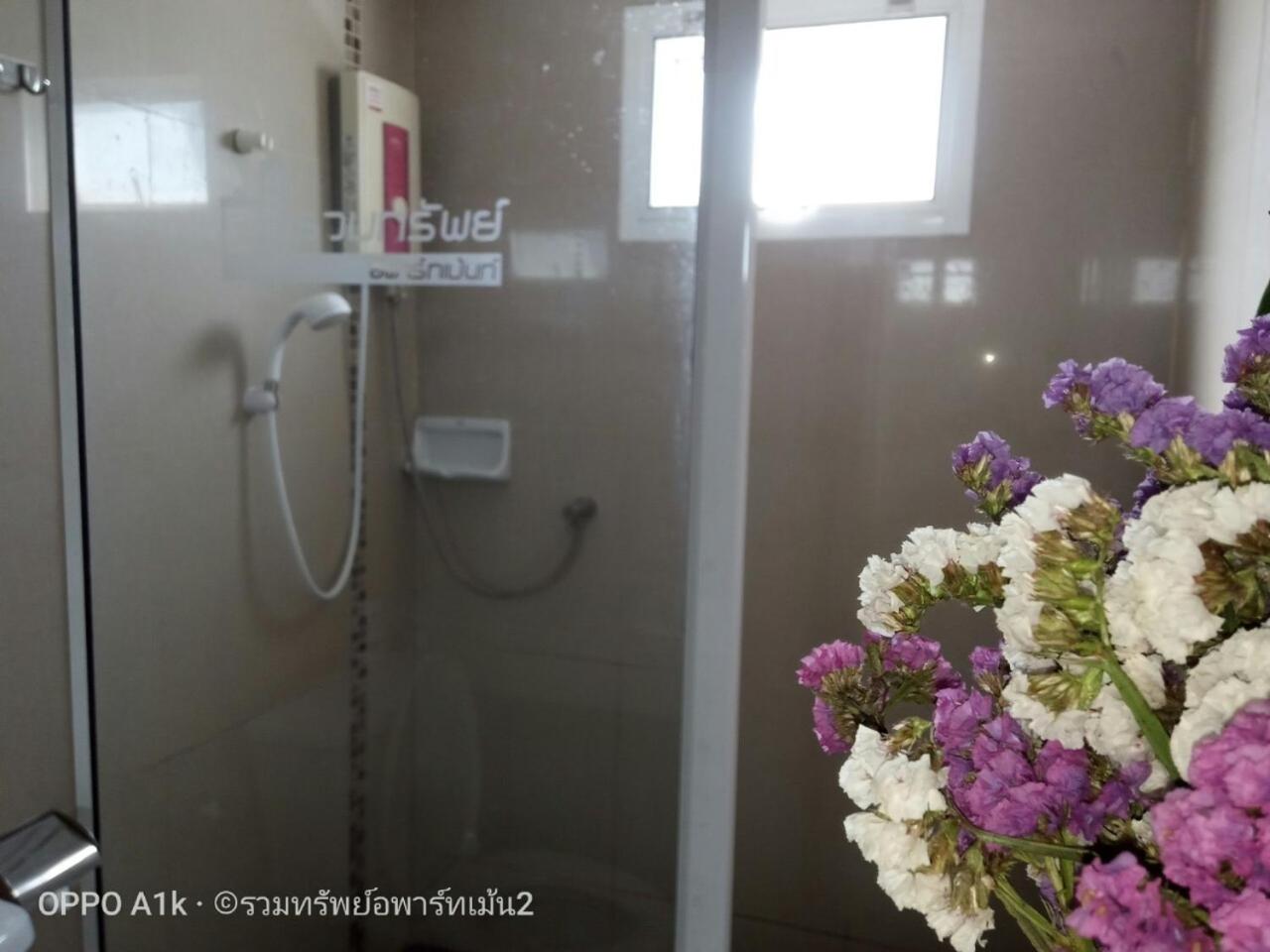 Deluxe Queen Room - Photo 18