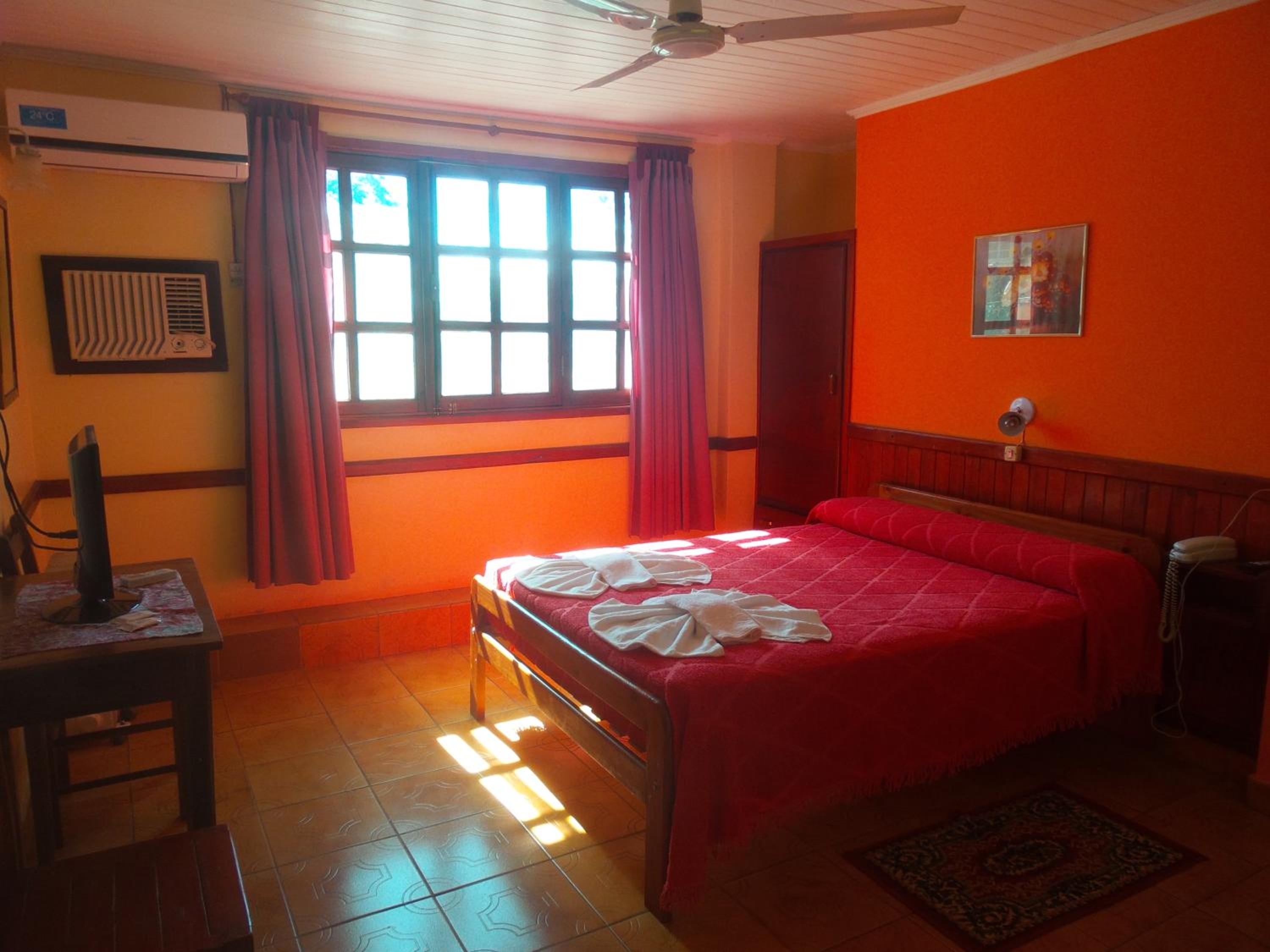 Standard Twin Room photo 3