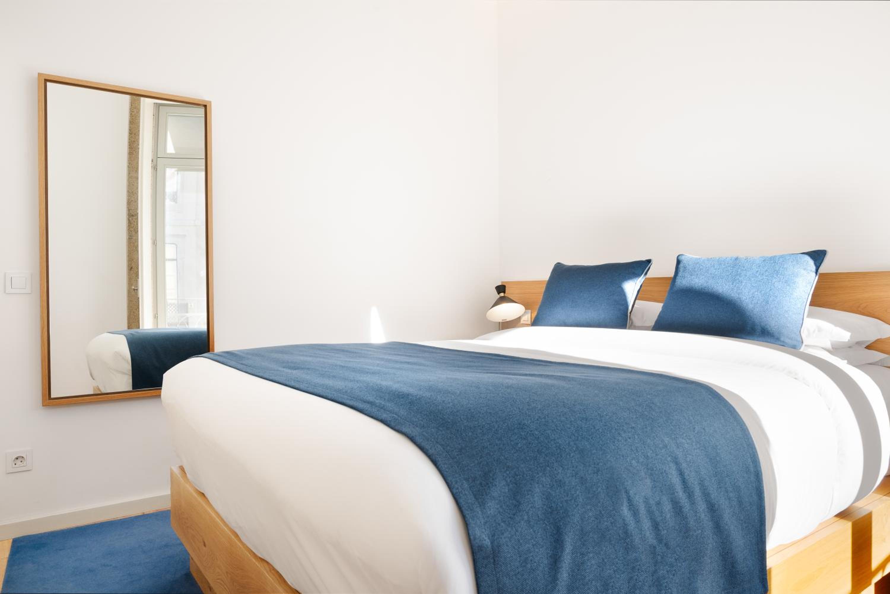 Standard Apartment with Two Double Beds  - Photo 8