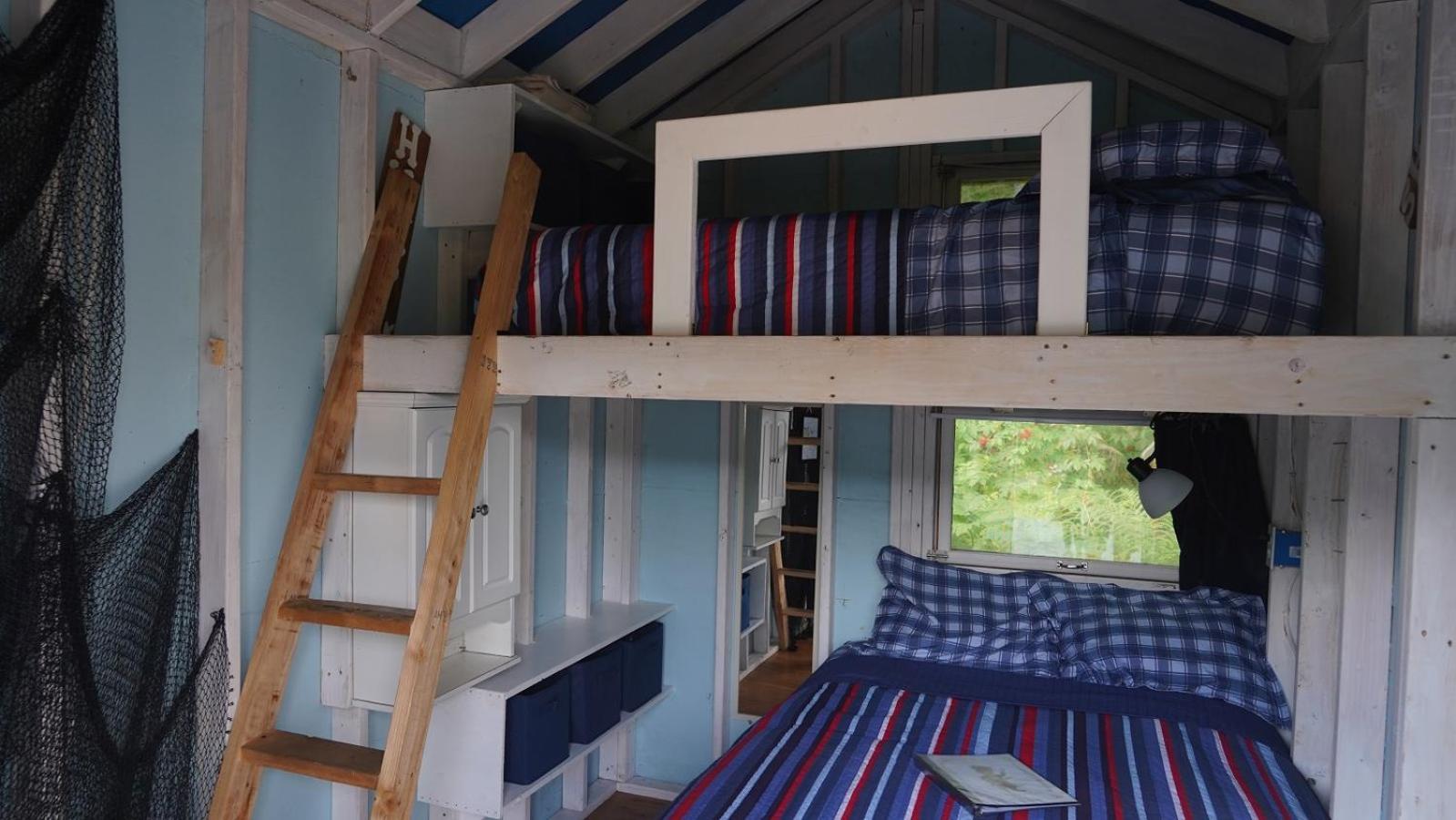 Cottage (4 Adults) with Shared Bathroom photo 1