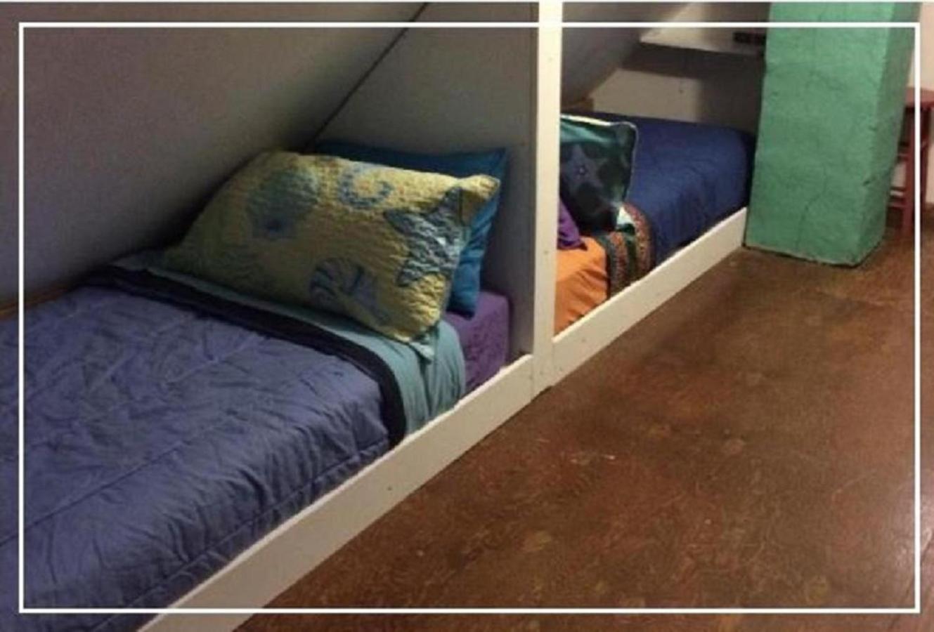 Single Bed in Mixed Dormitory Room with Shared Bathroom  photo 1