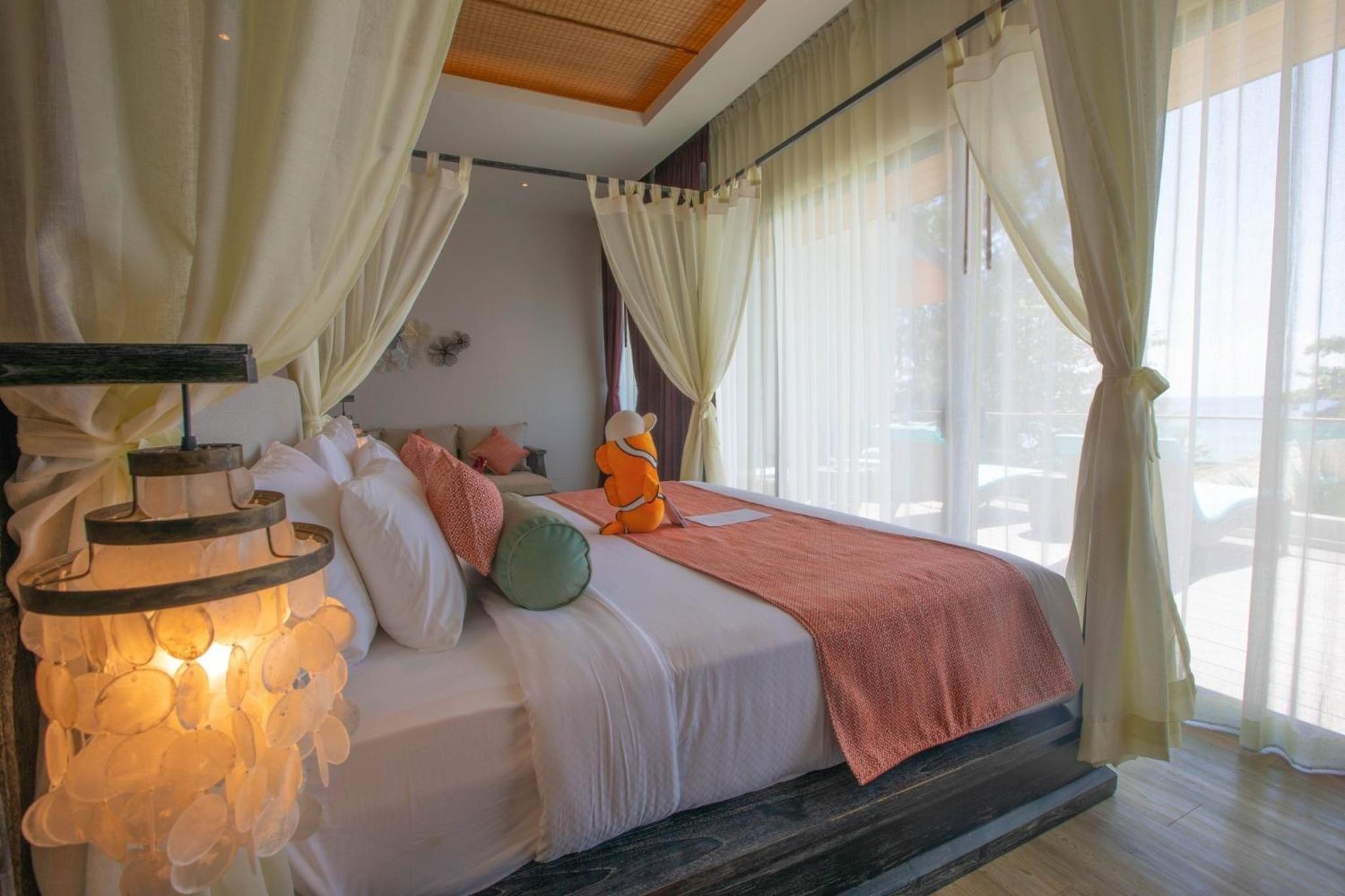 Family Jacuzzi suite Garden View