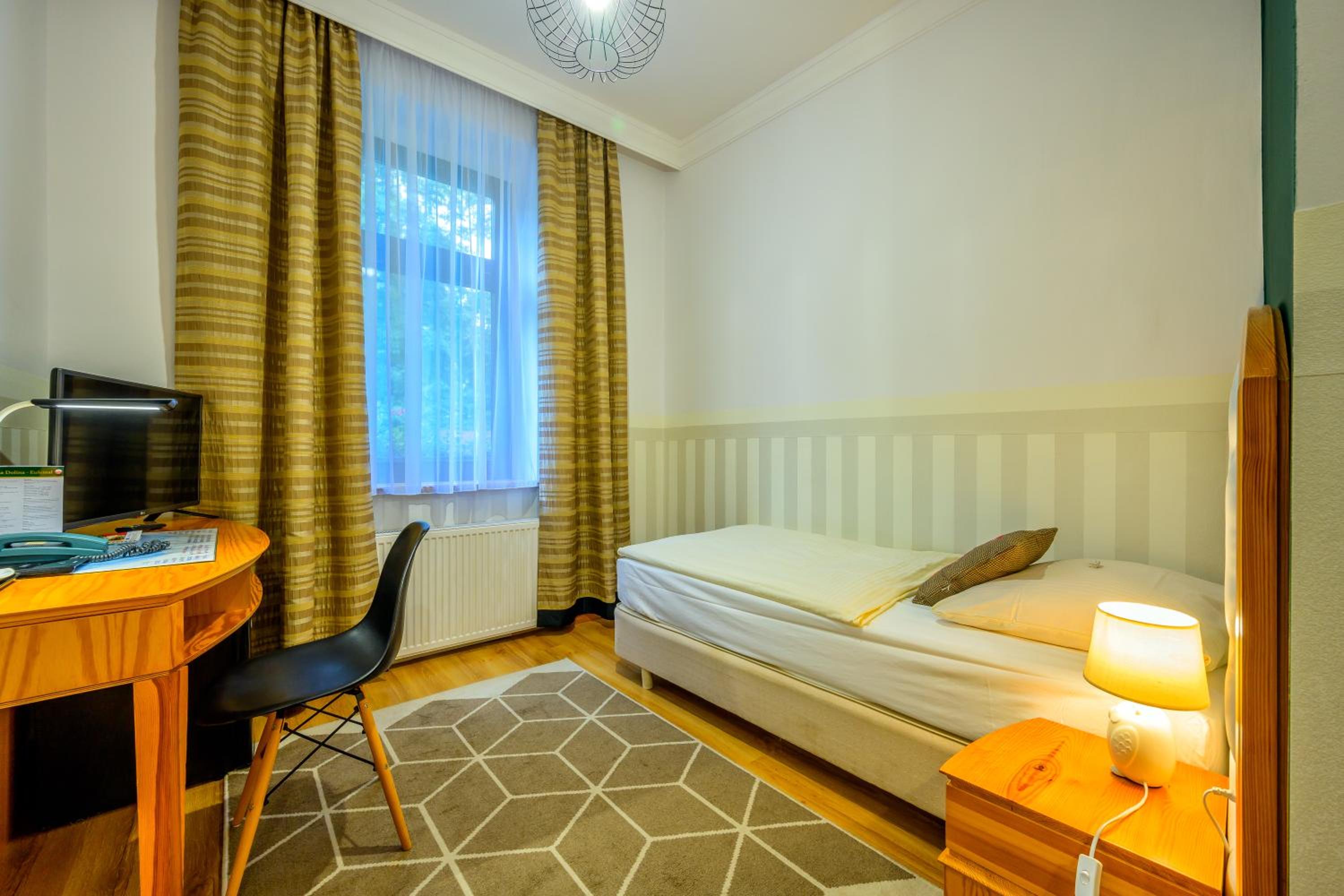 Standard Single Room photo 3