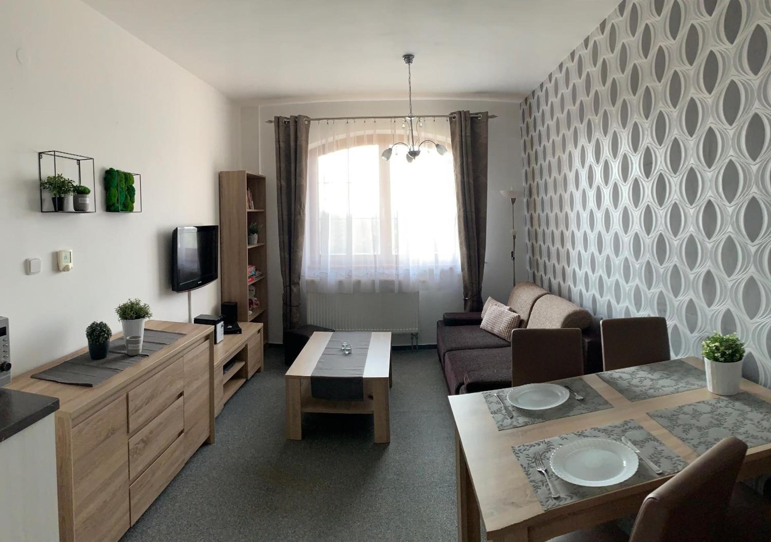 One-Bedroom Apartment photo 2
