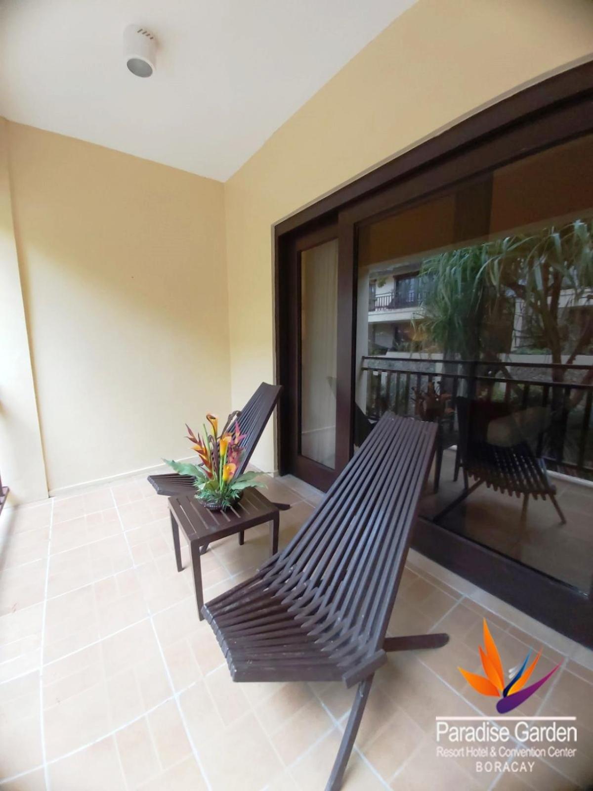 Premier Wing Deluxe Room - Photo 7