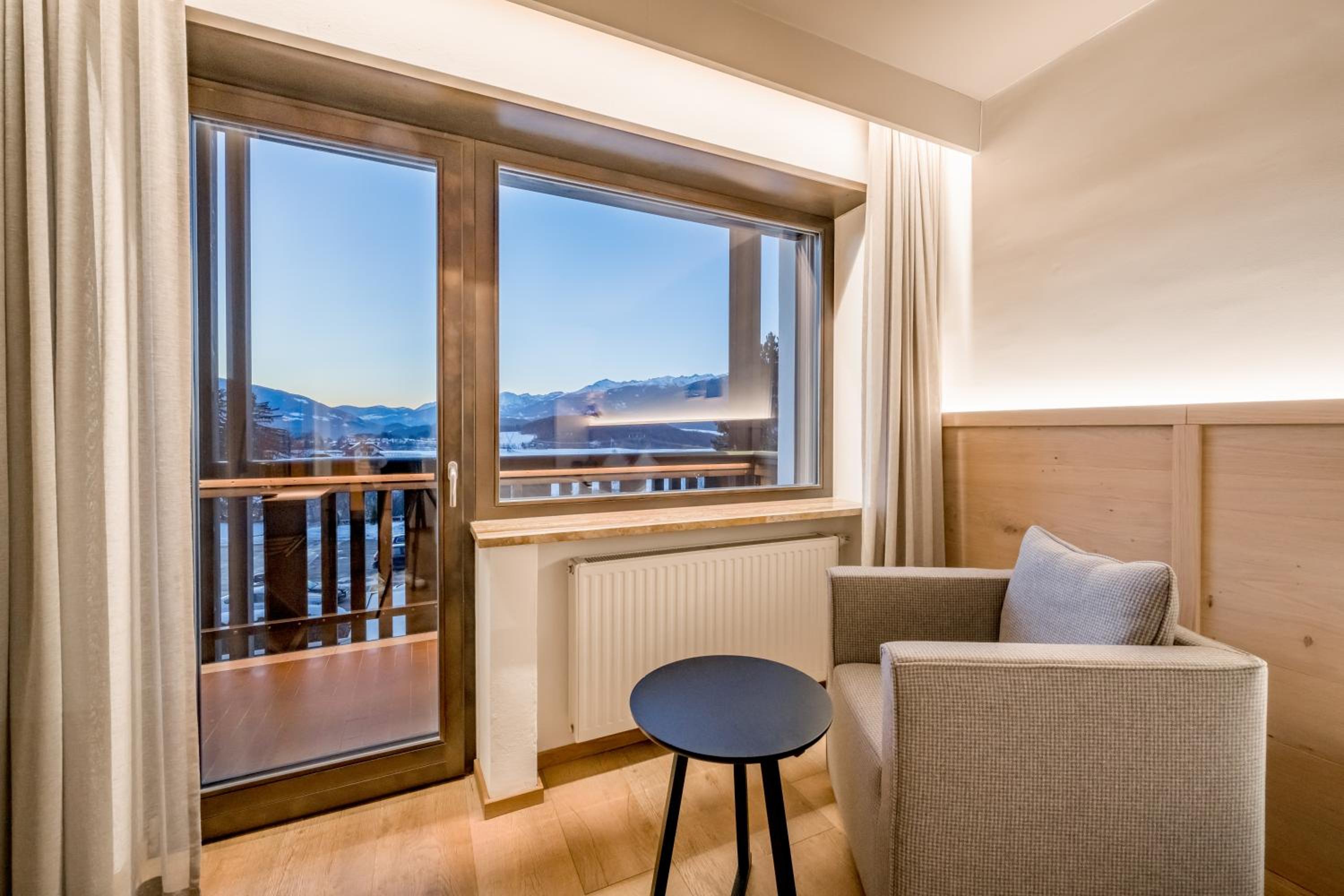 Double Room with Balcony - Photo 5