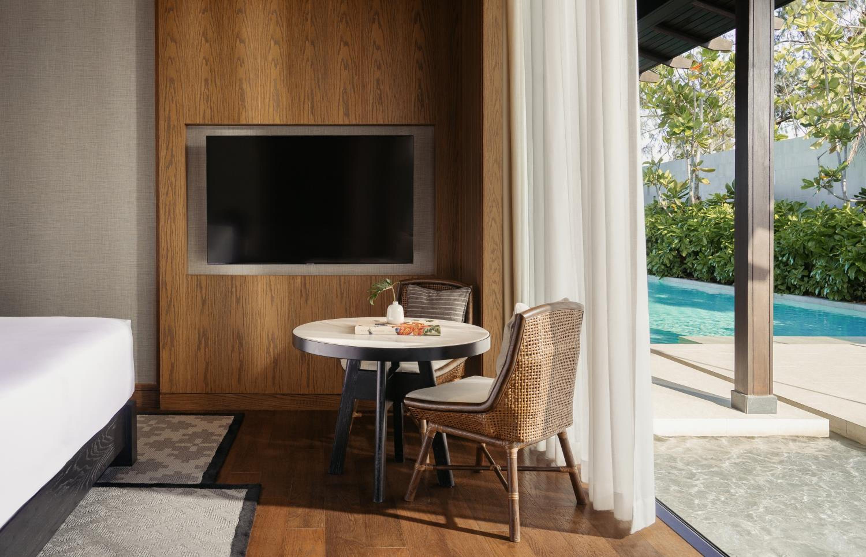 Two-Bedroom Villa - Photo 4