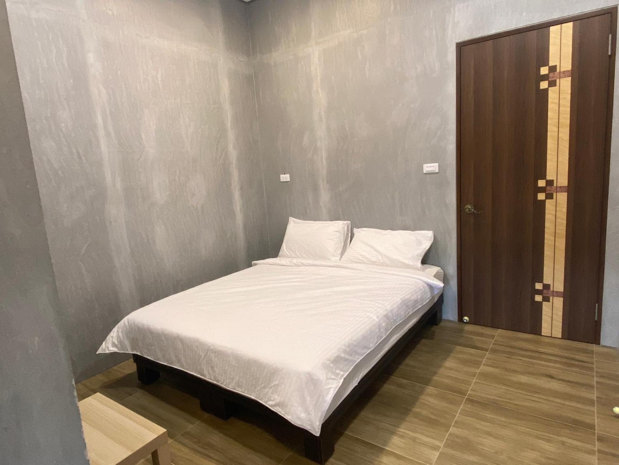 Double Room with Private Bathroom photo 1