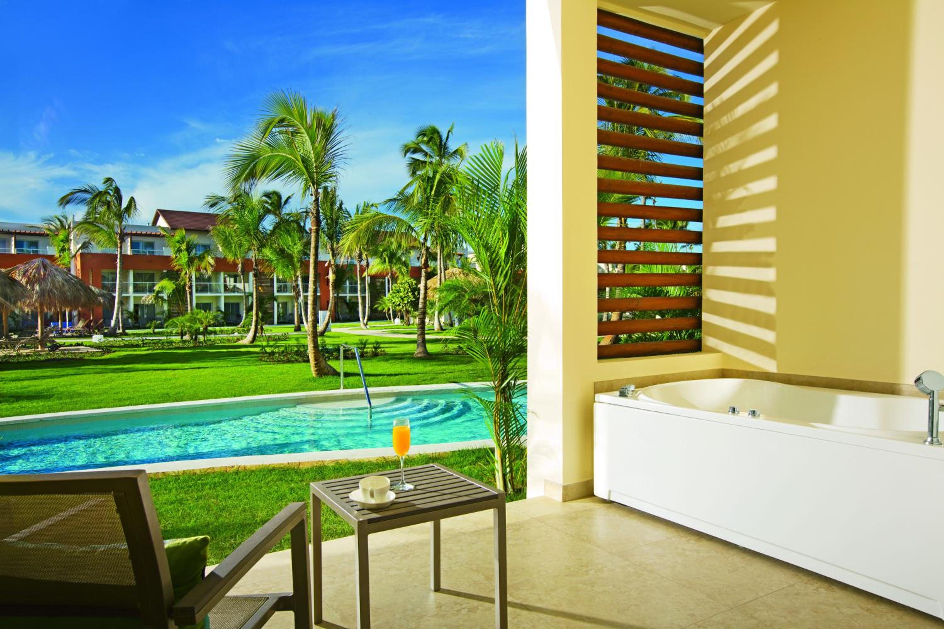 Allure Junior Suite Swim Up Double thumbnail 5