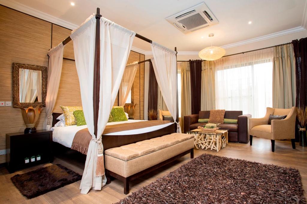 Superior Suite photo 2