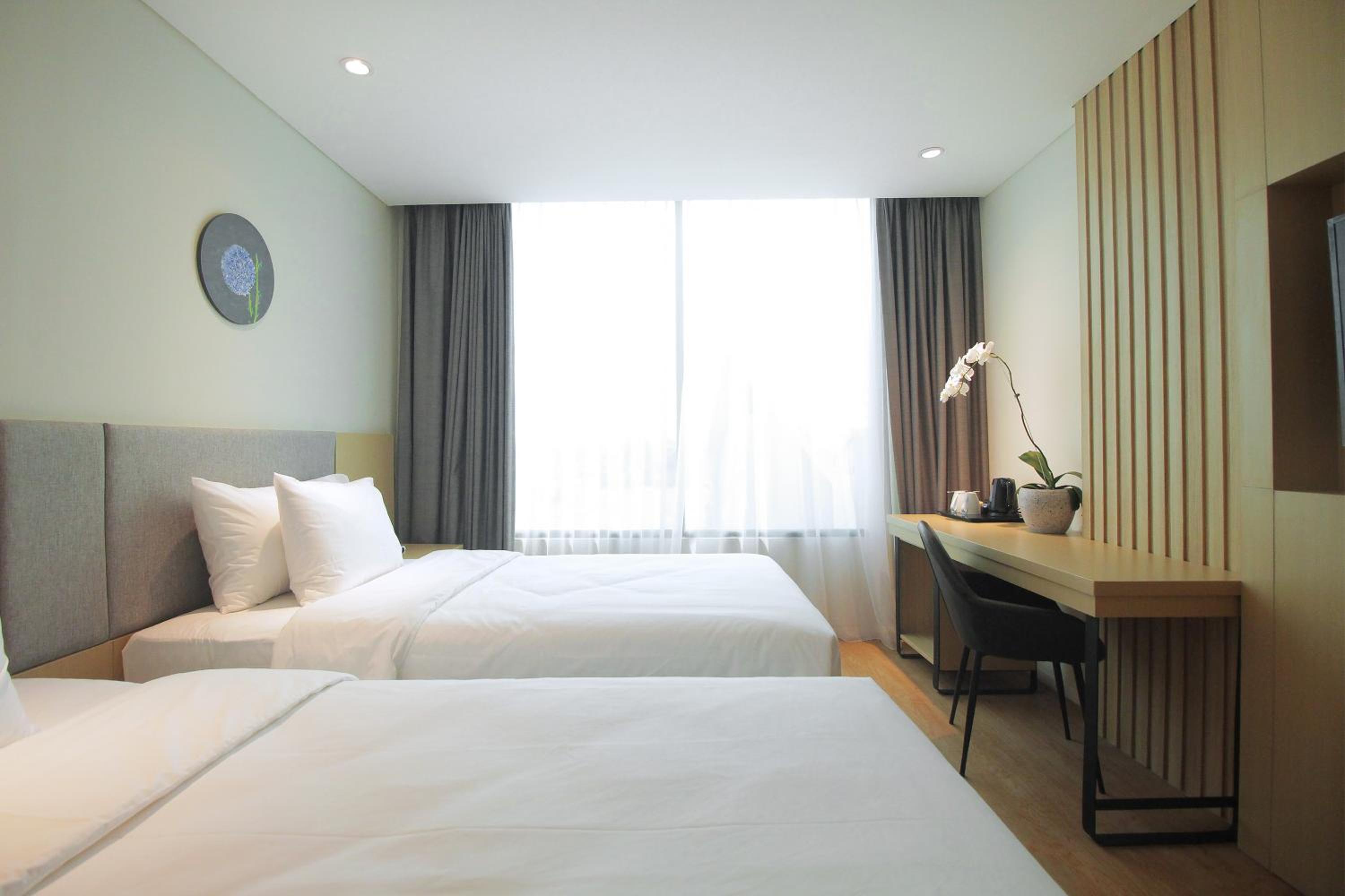 Superior Twin Room - Photo 12