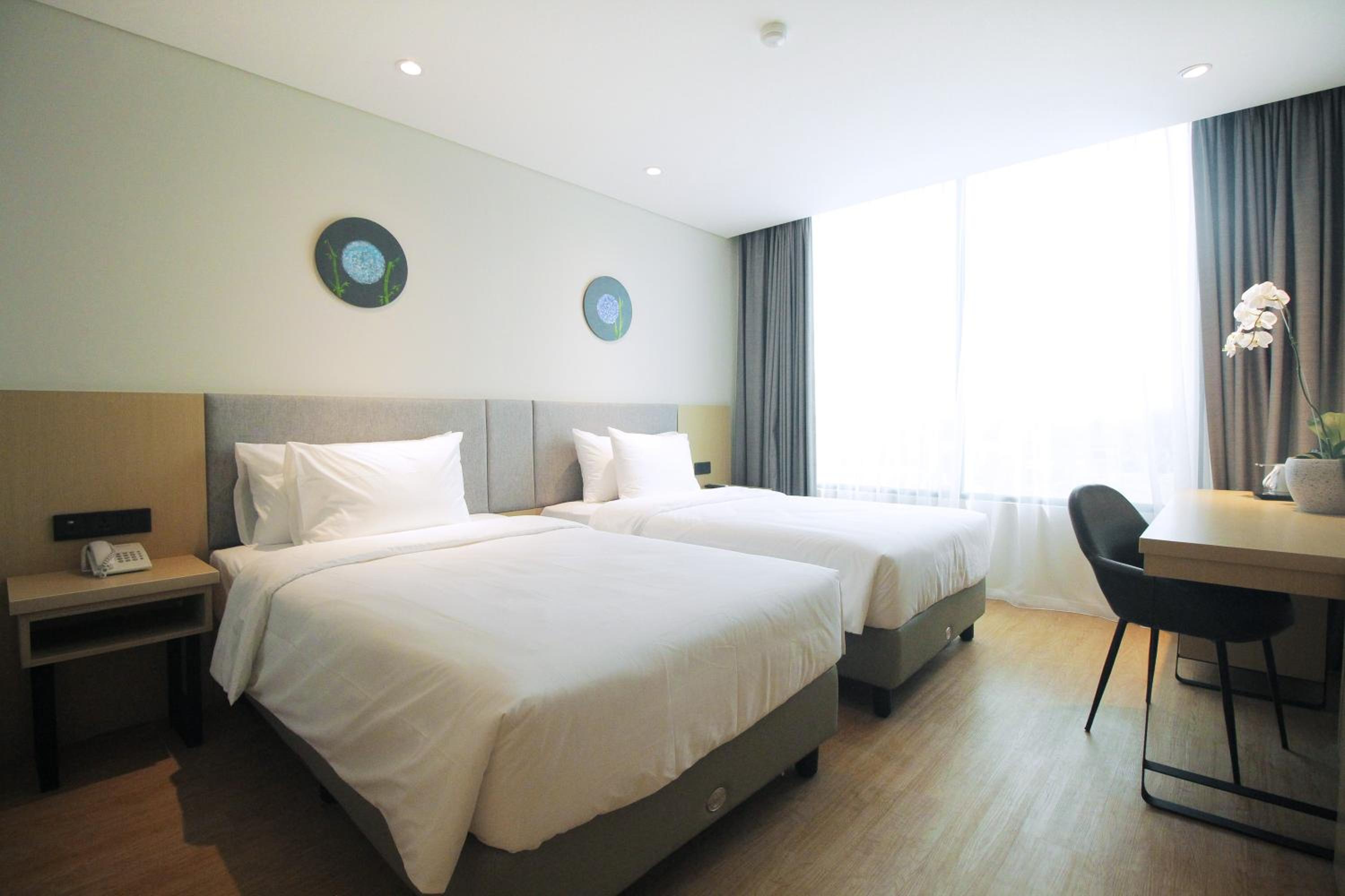 Superior Twin Room - Photo 9
