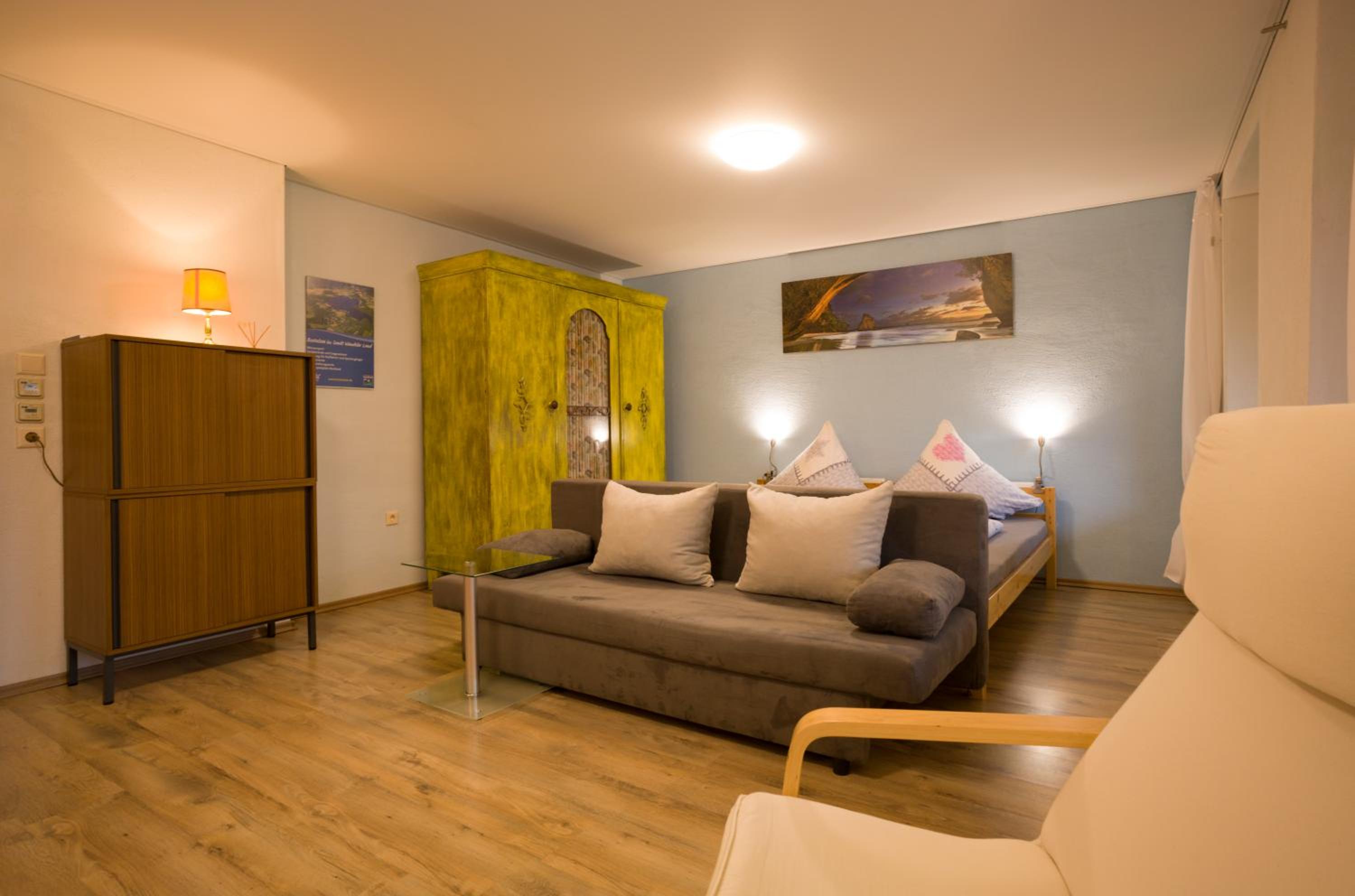 Apartment - Photo 25