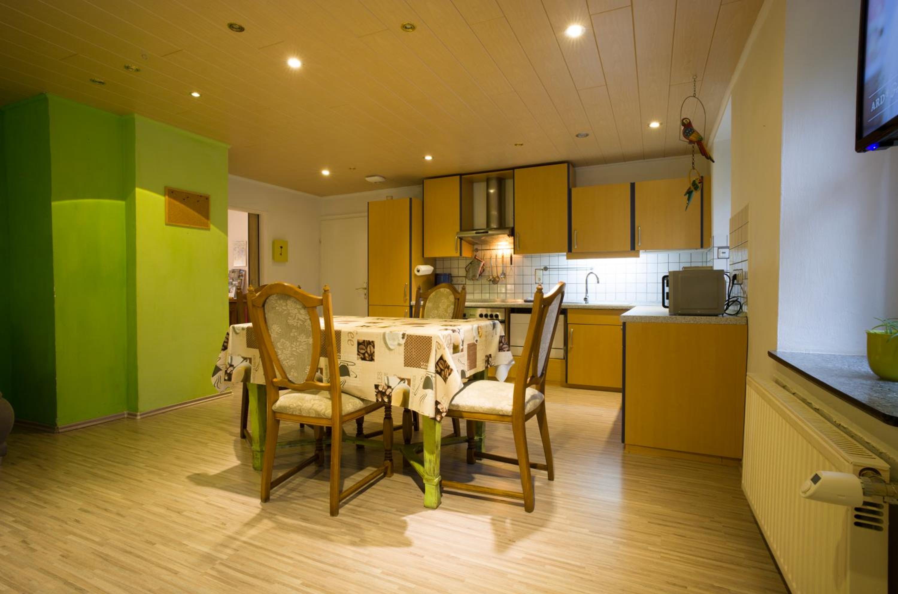 Apartment - Photo 31