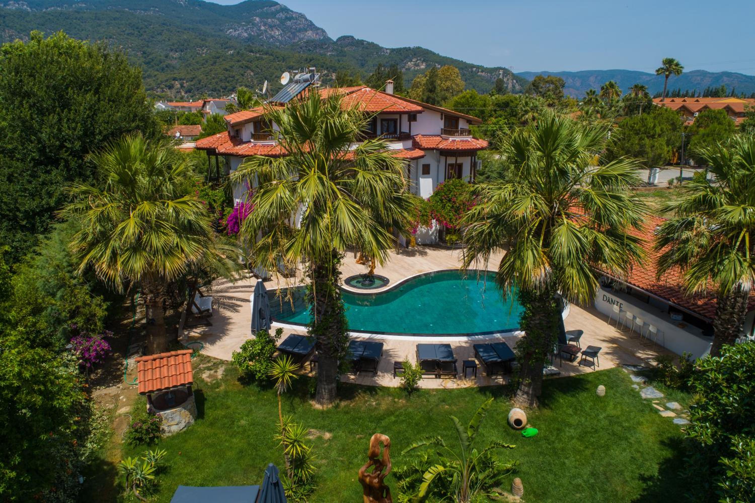 High Floor Double Room with Pool View photo 2