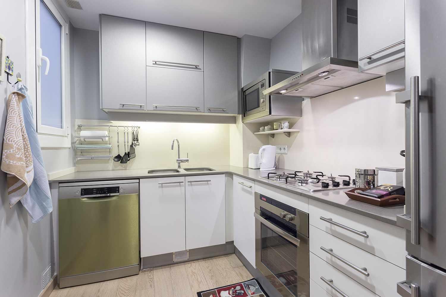 Apartment photo 2