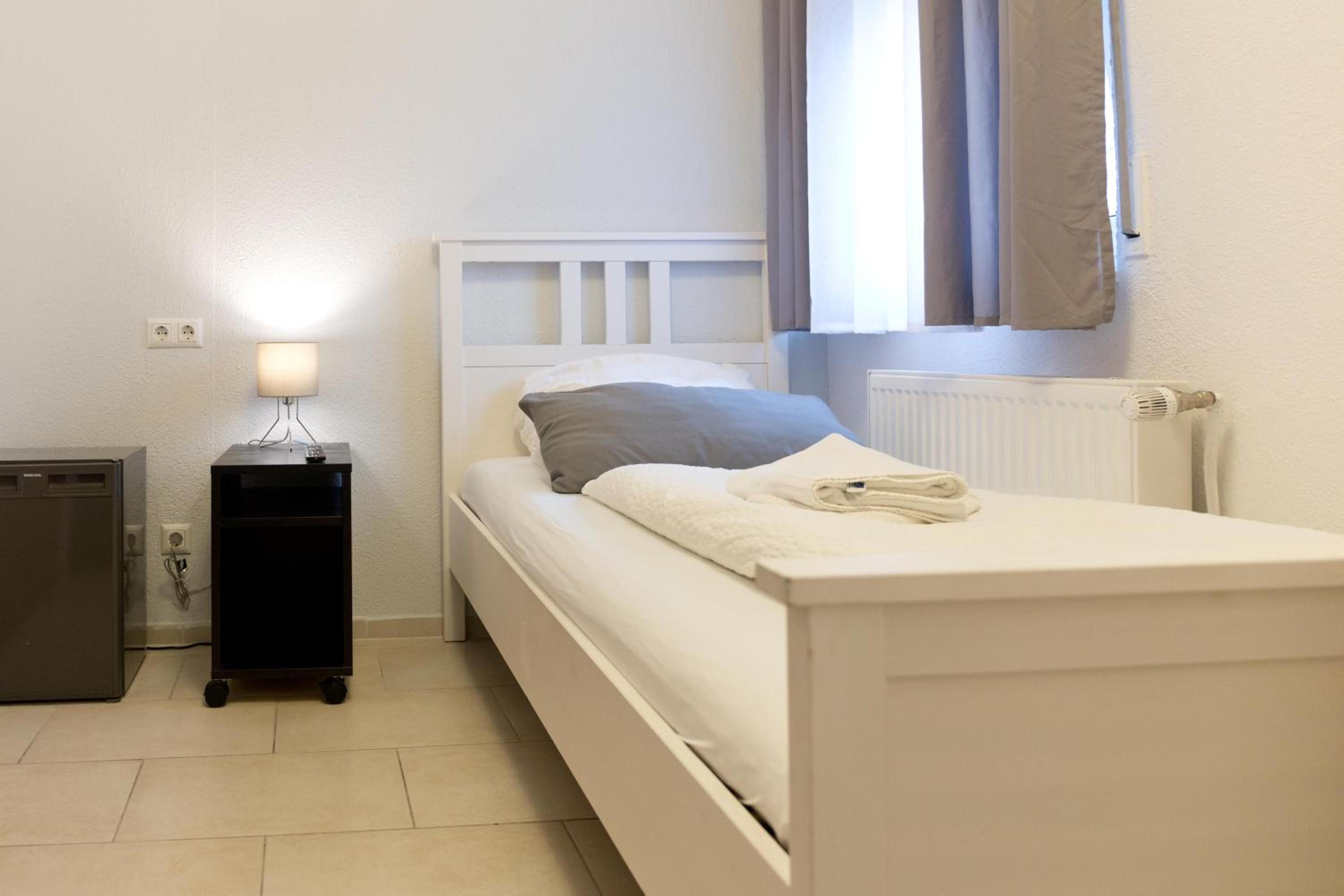 Single Room photo 3