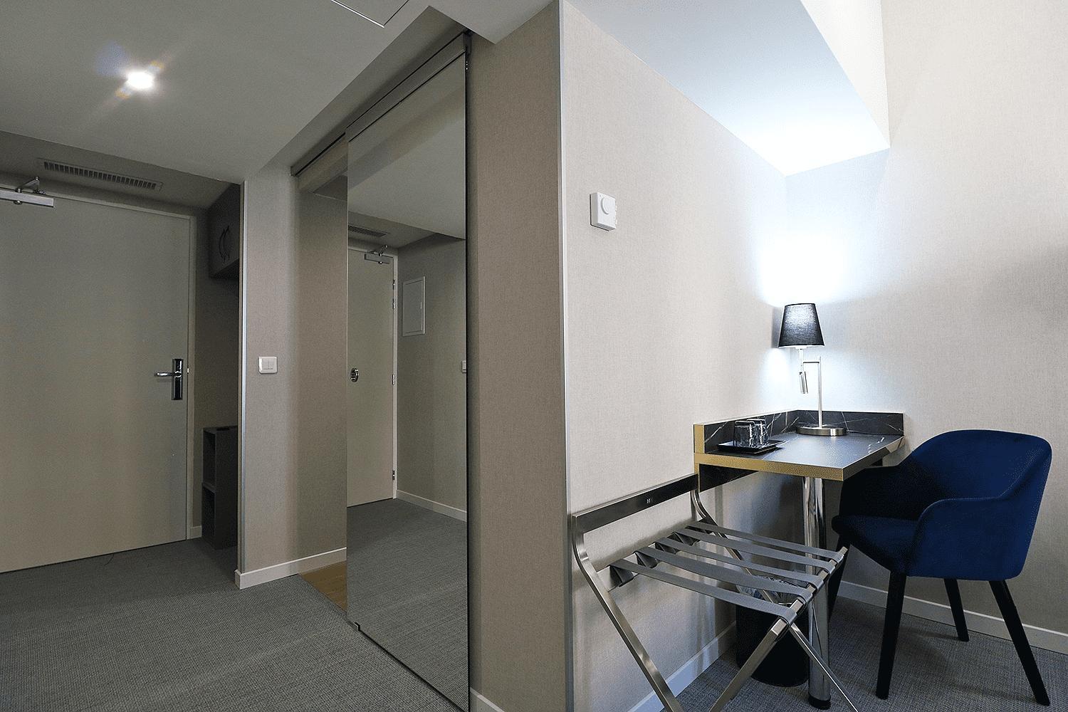 Deluxe Room - Photo 4